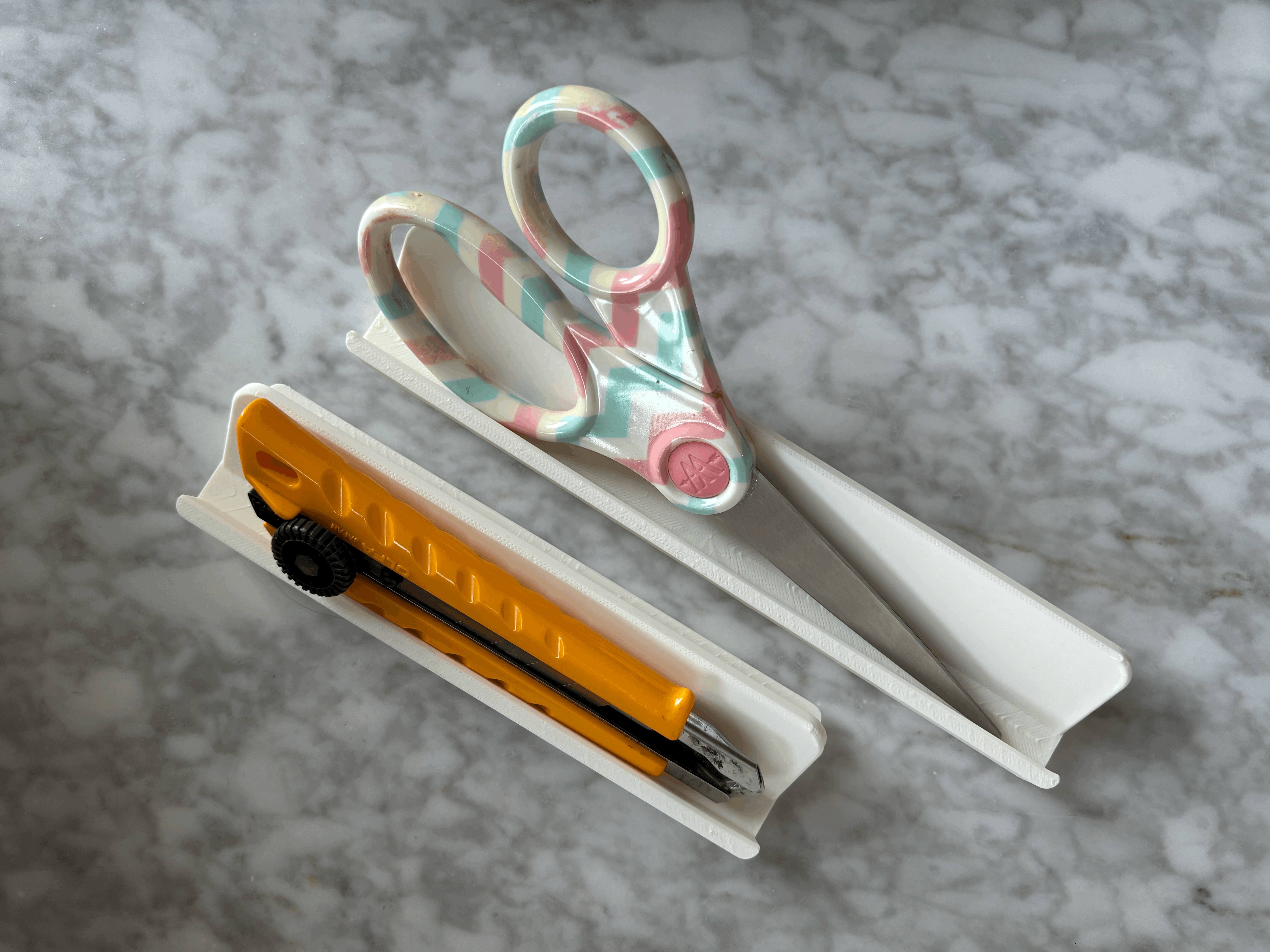 Gridfinity 45-degree angled Scissor, Olfa or generic tool holder