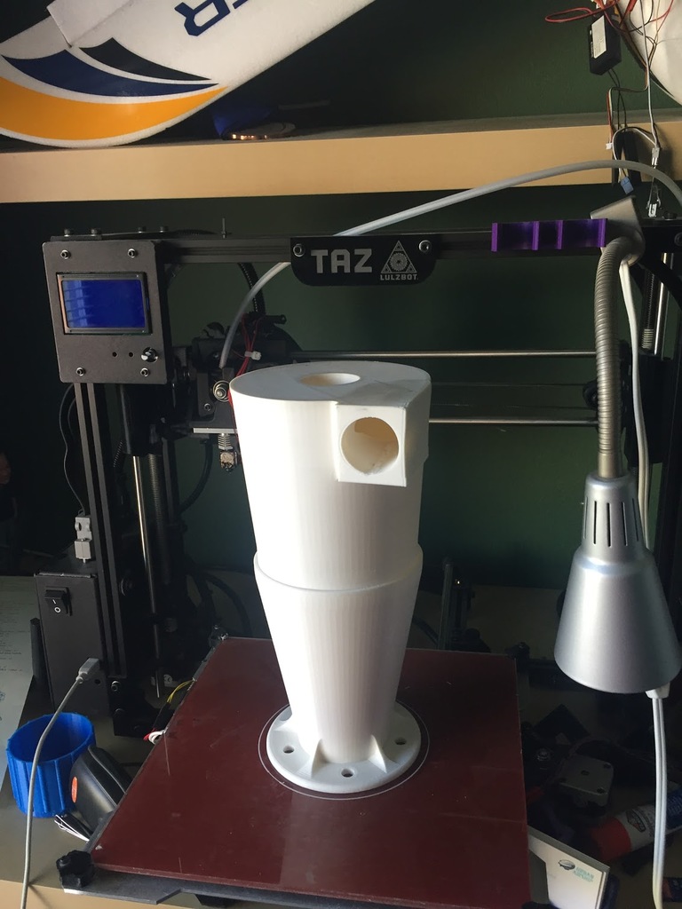 Miniatura 3 do modelo 3D Cyclone Dust Separator