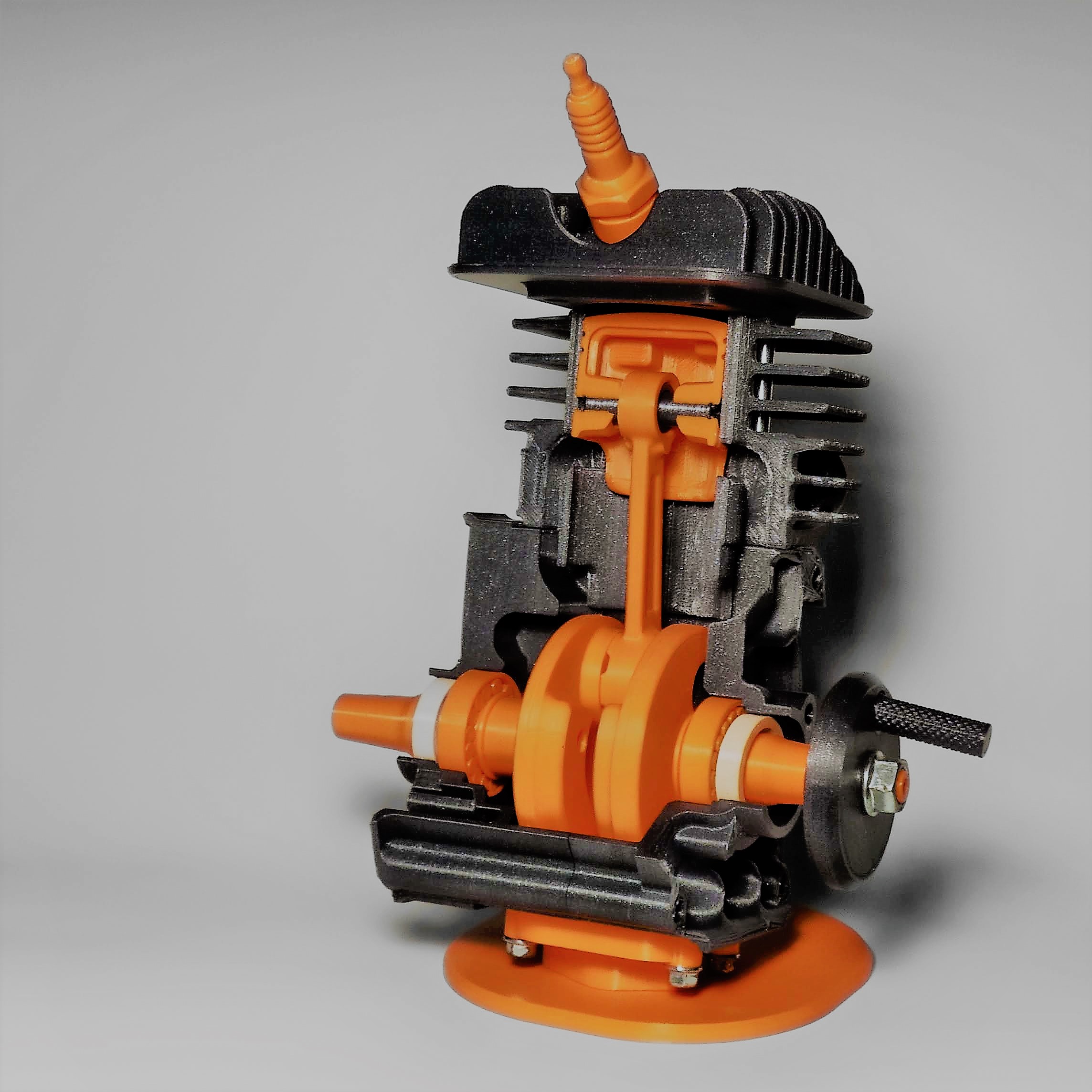 Two-stroke engine model — miniatura 2
