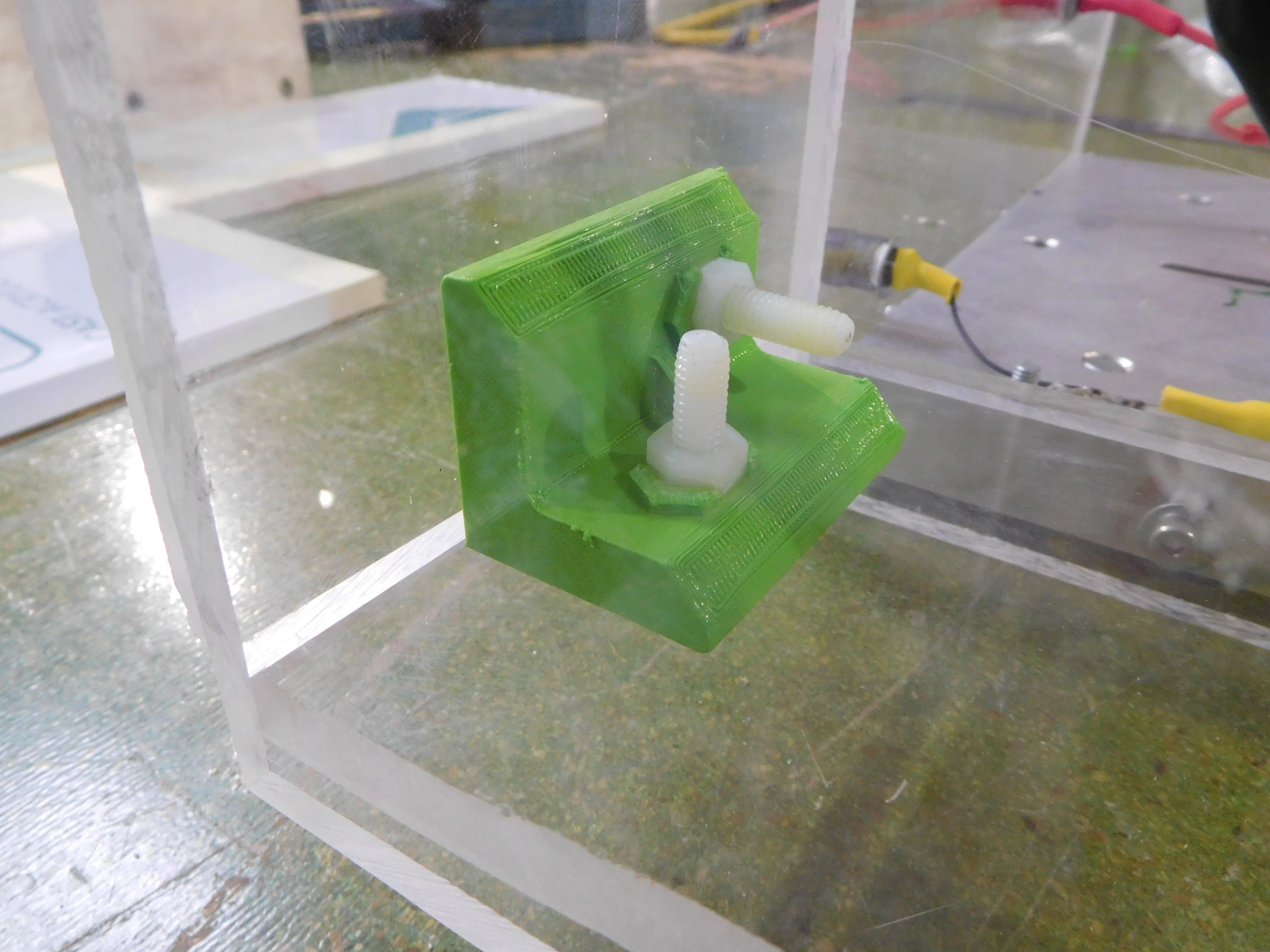 Little Square for DIY Boxes - M6 Corner Bracket