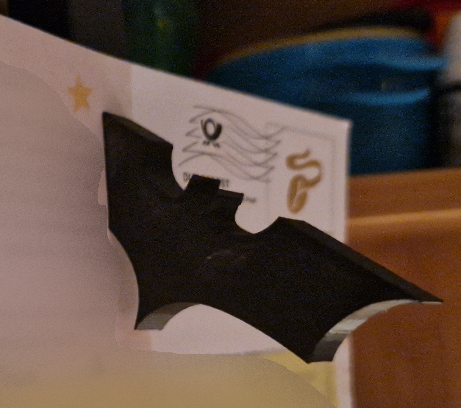 Batarang fridge magnet (5x5x2 magnets)
