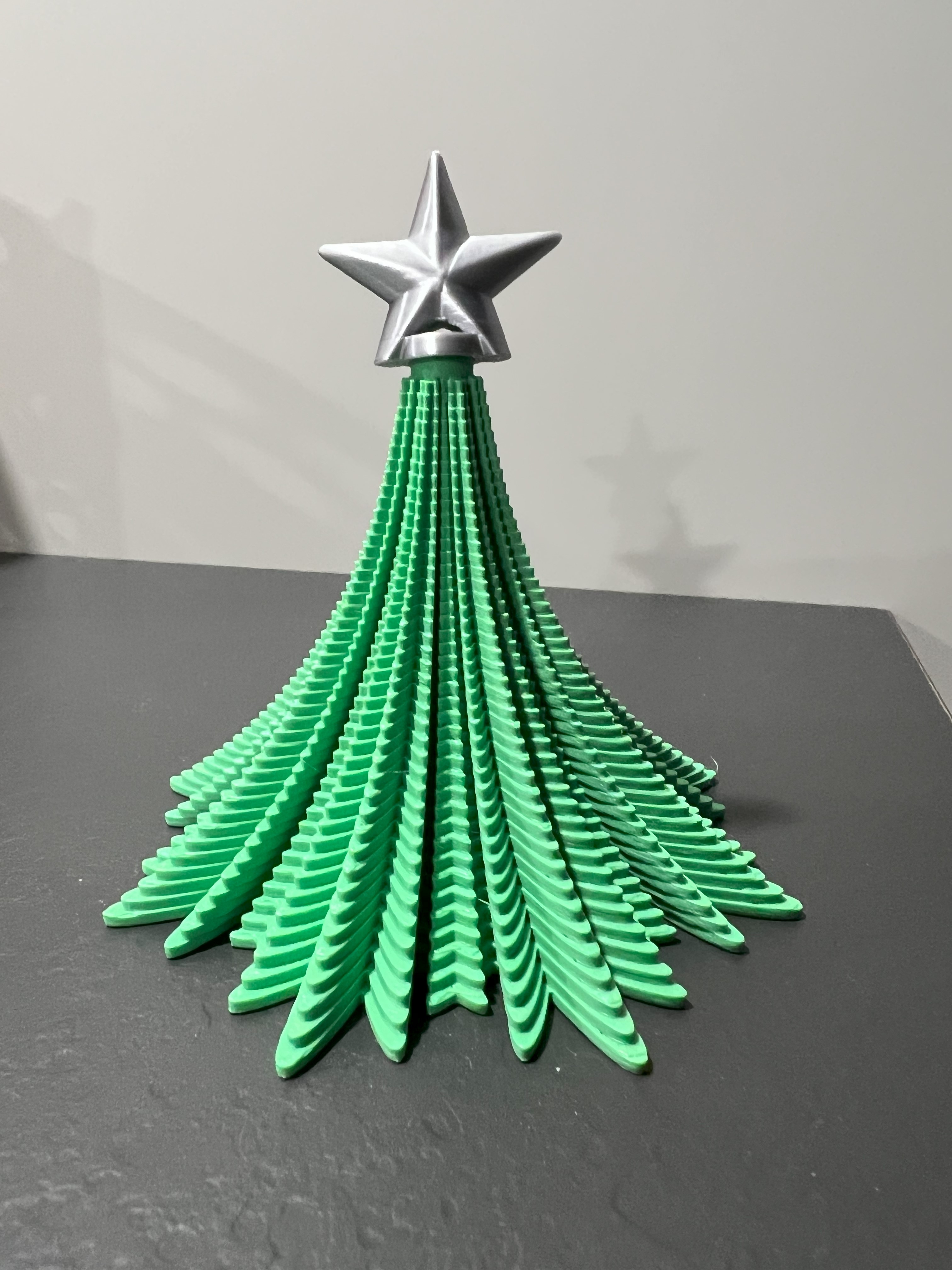 Christmas Tree Easy Print by Klagar Download free STL model