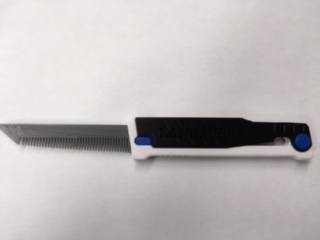 Gravity Knife V1 Tanto knife comb