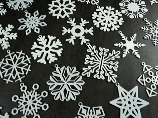 30 Small snowflake collection with hanging loop / Kolekce malých sněhových  vloček s očky / Schneeflocken by Craftswoman.cz, Download free STL model