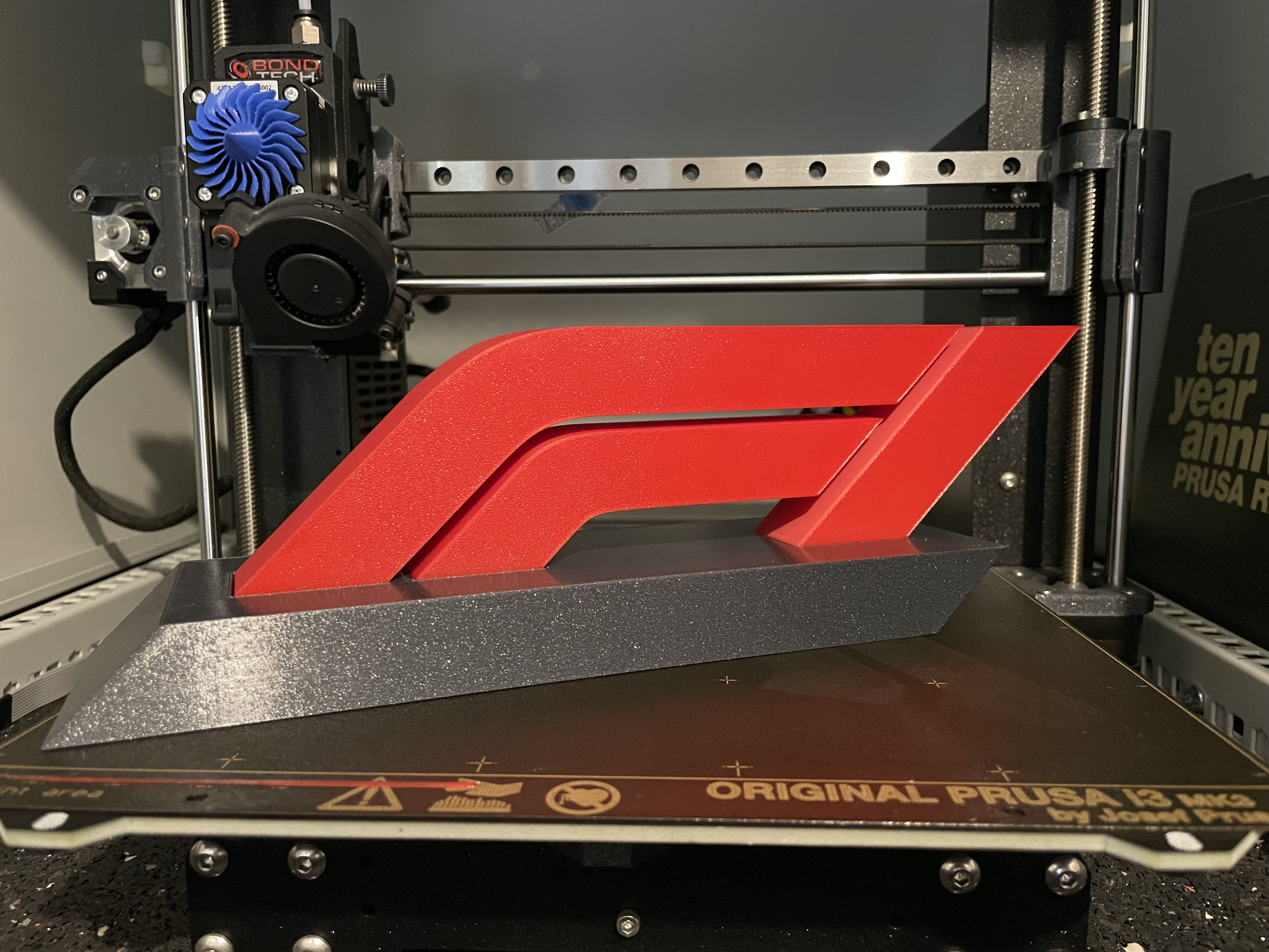 F1 Logo 150%