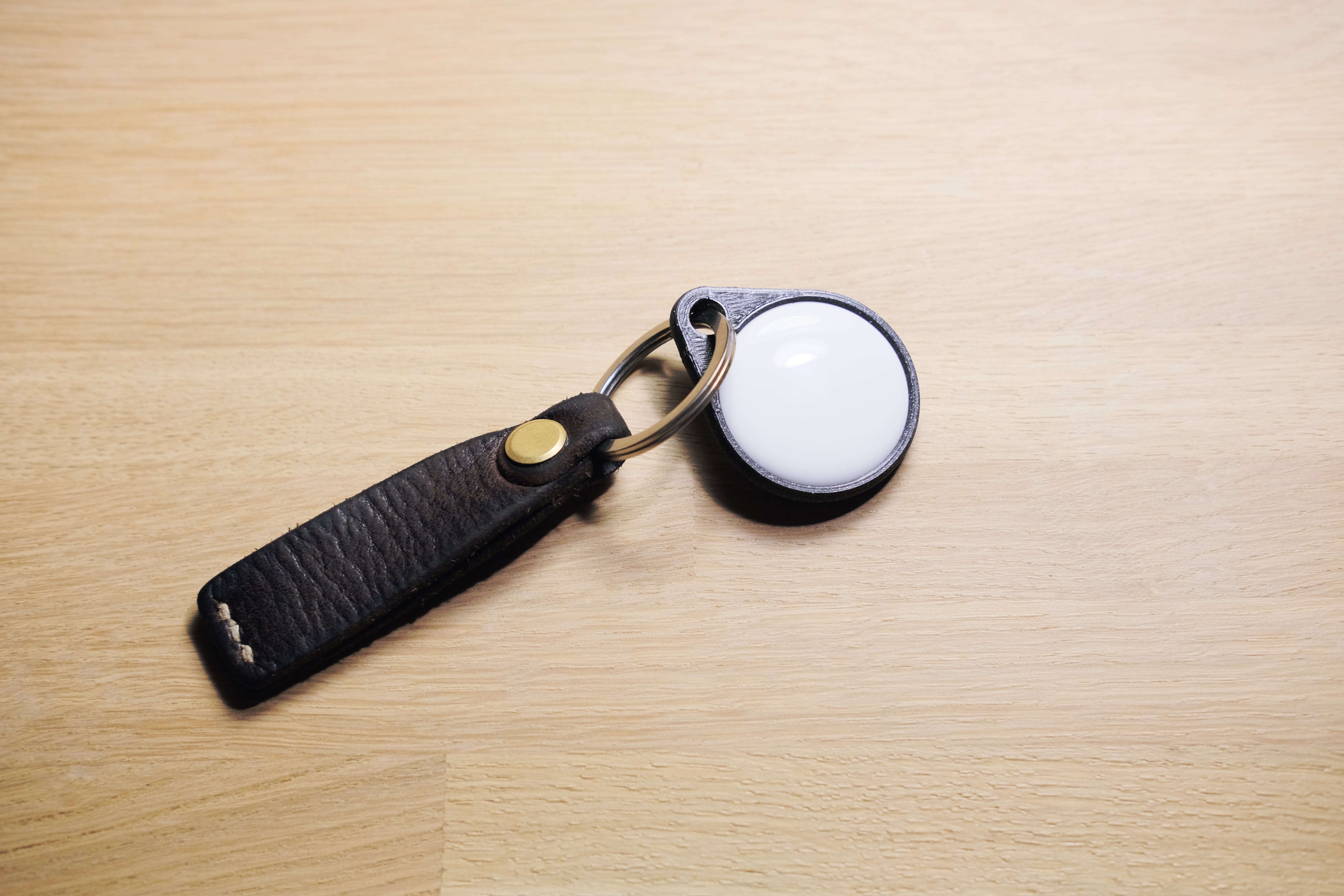 Airtag strong keyring / keychain holder by Thomas | Download free STL ...