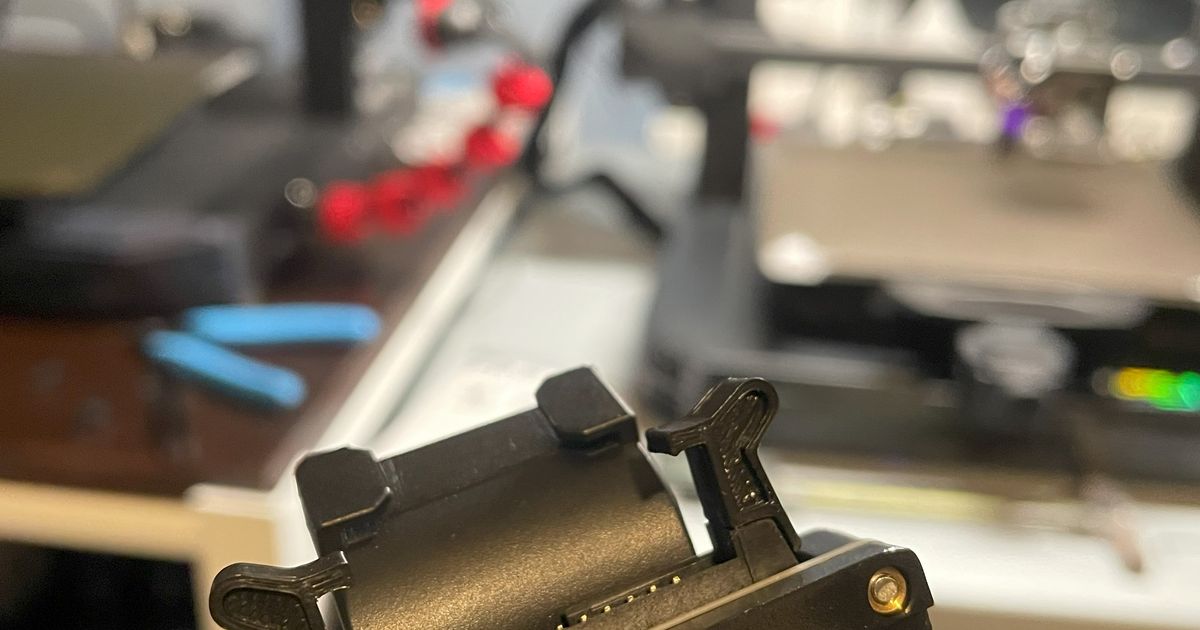 Sprite Extruder Ribbon Cable Latch by Dan Edge Download free STL