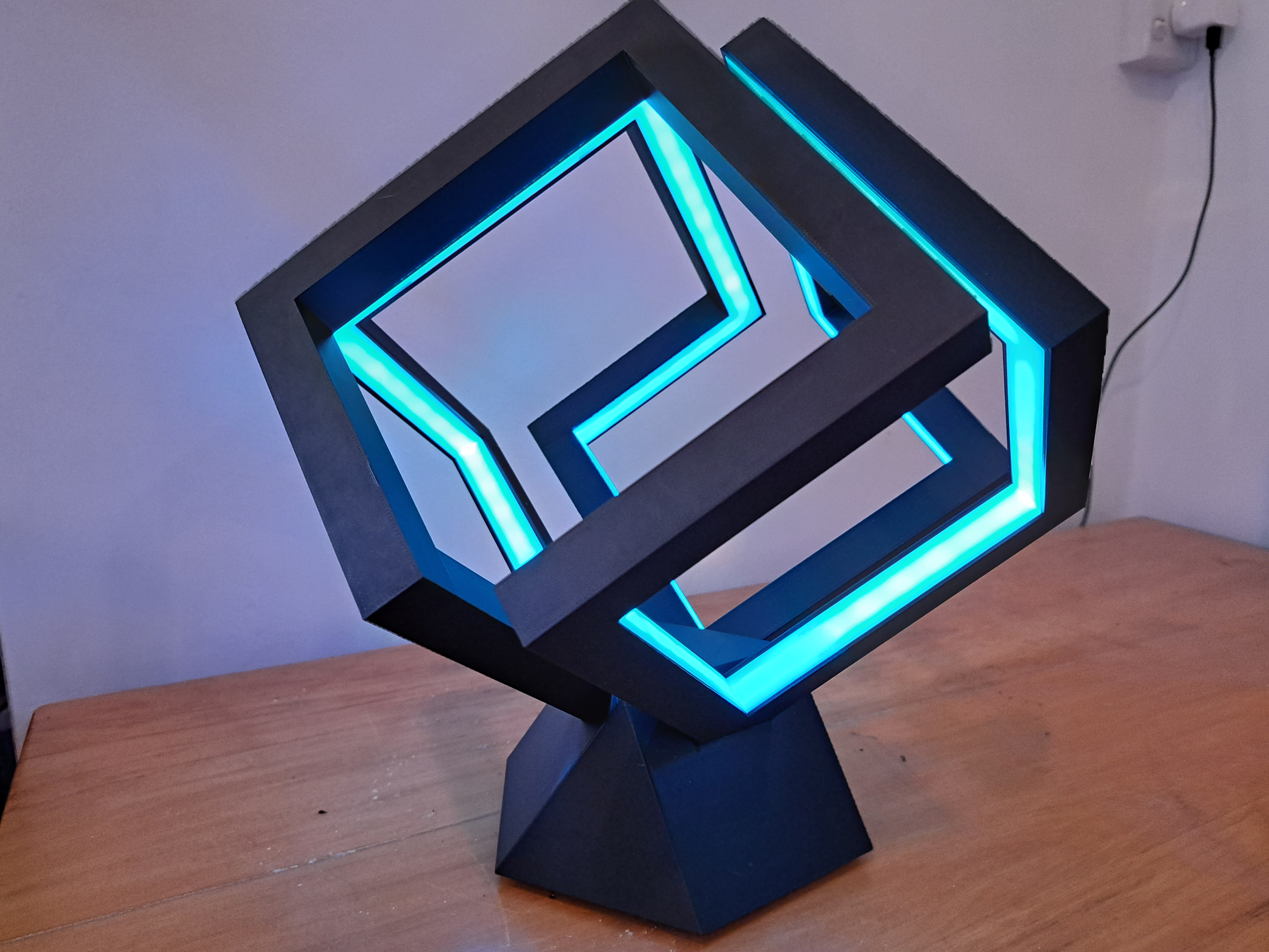 Miniatura 2 do modelo 3D Infinity Cube Light Geometric Base