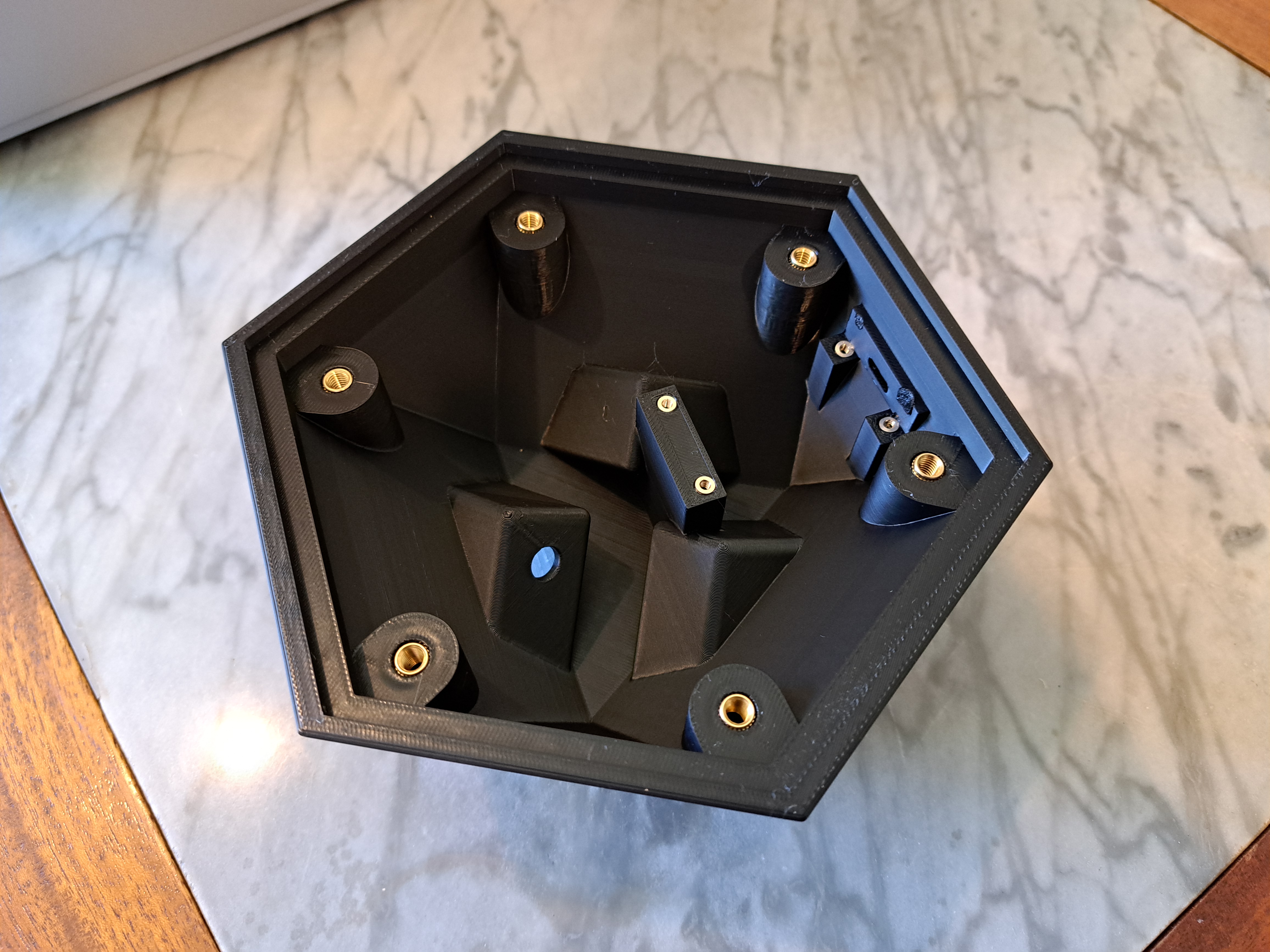 Miniatura 5 do modelo 3D Infinity Cube Light Geometric Base