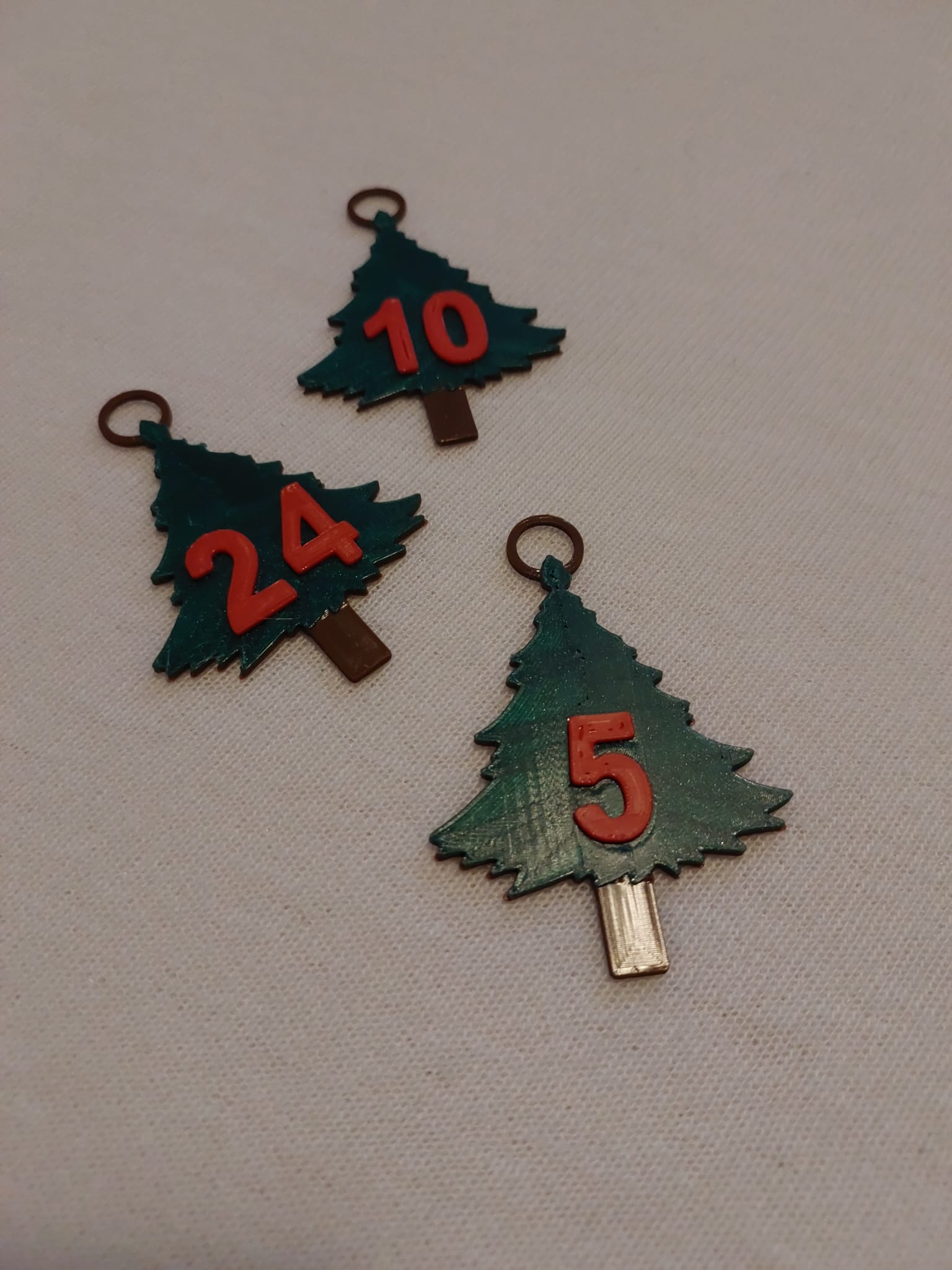Advent calendar christmas tree tag by Komár Download free STL model