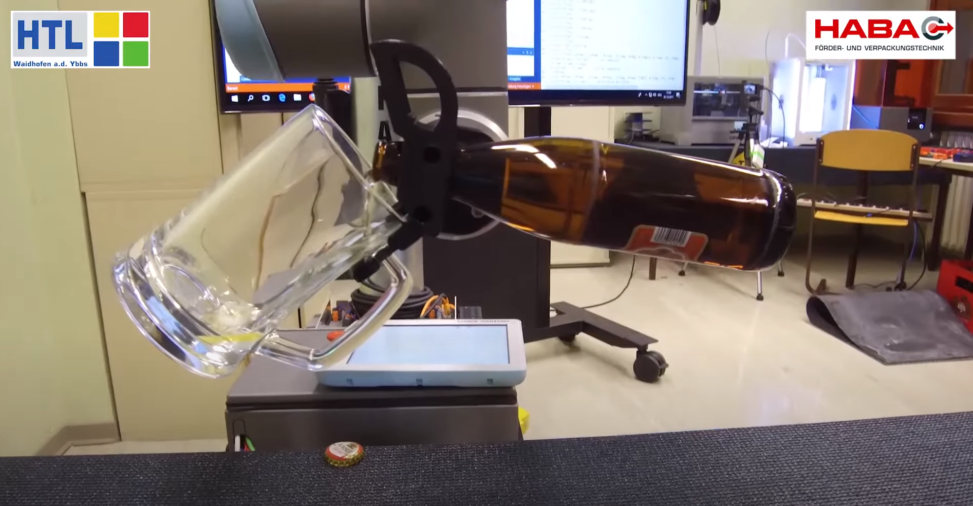 Universal Robots beer opener von Bernhard Haba Kostenloses STLModell