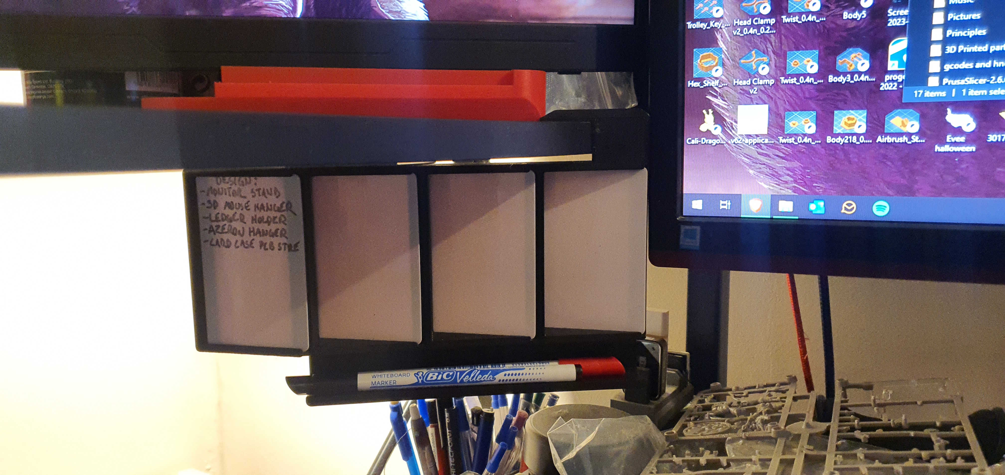 Dry Erase Note Under Shelf Holder