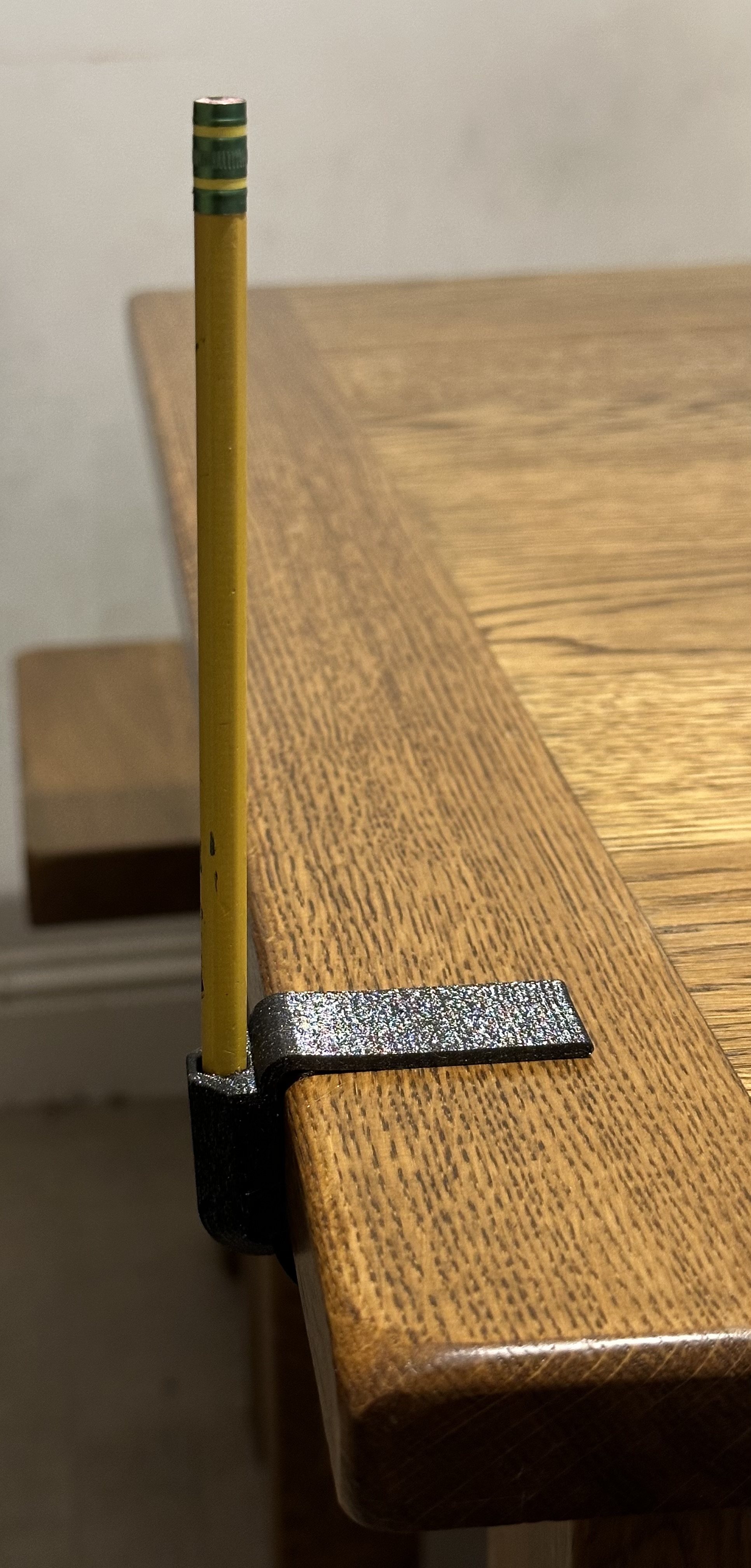 Craft Fair Table Clip by leapingfrogs | Download free STL model ...