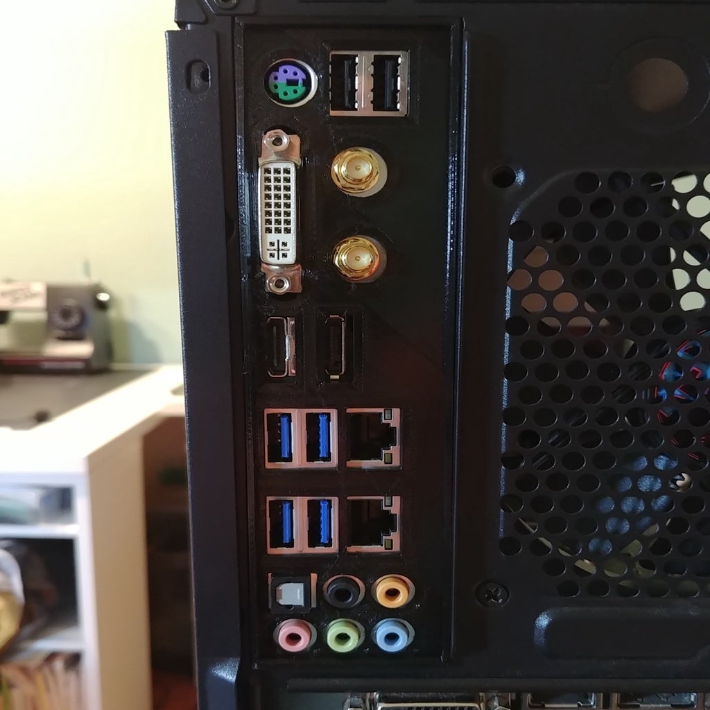 BLANK I/O-SHIELD INCL. STEP-FILE