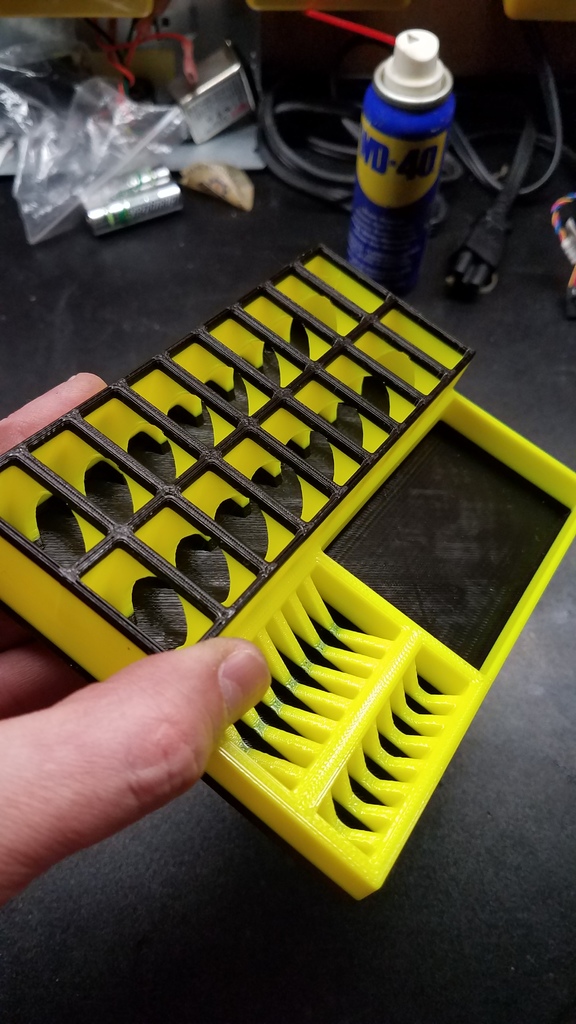 18 USB Desk Organizer by odindj1979 Download free STL model