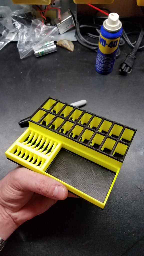 18 USB Desk Organizer by odindj1979 Download free STL model