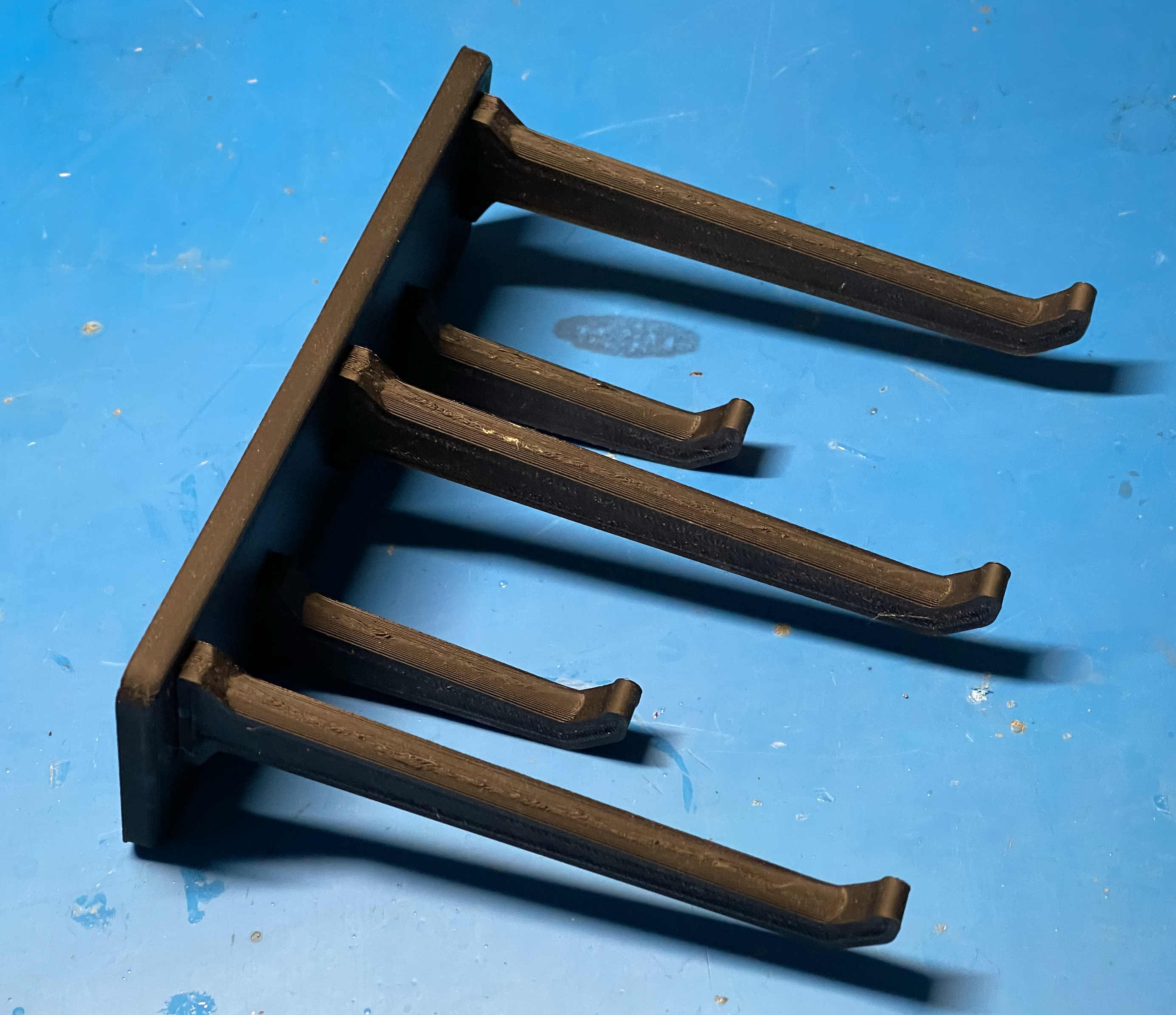 Miniatura 3 do modelo 3D Cable Hooks / Organizer