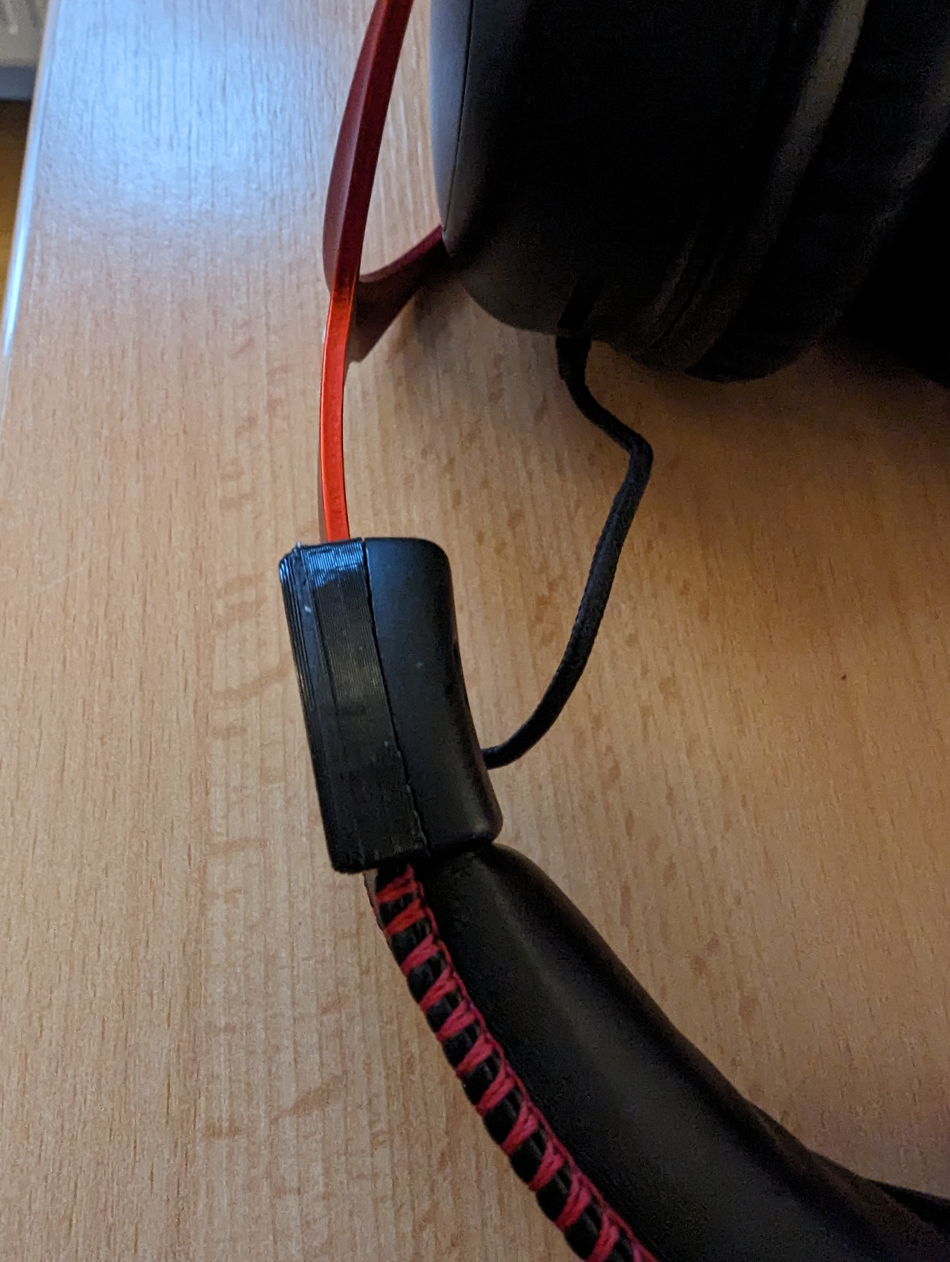 HyperX outer bracket/clamp — thumbnail 2