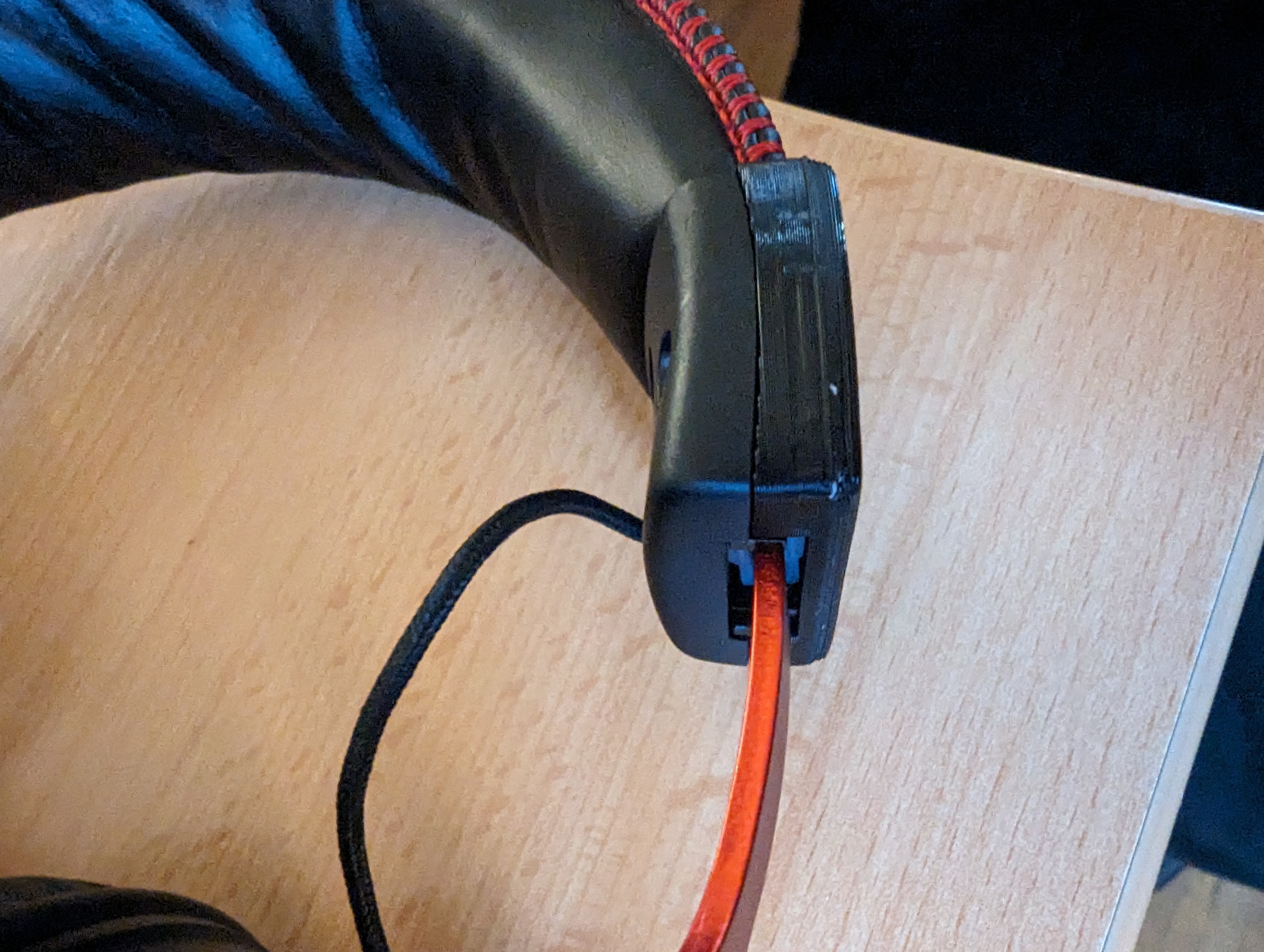 HyperX outer bracket/clamp — thumbnail 3