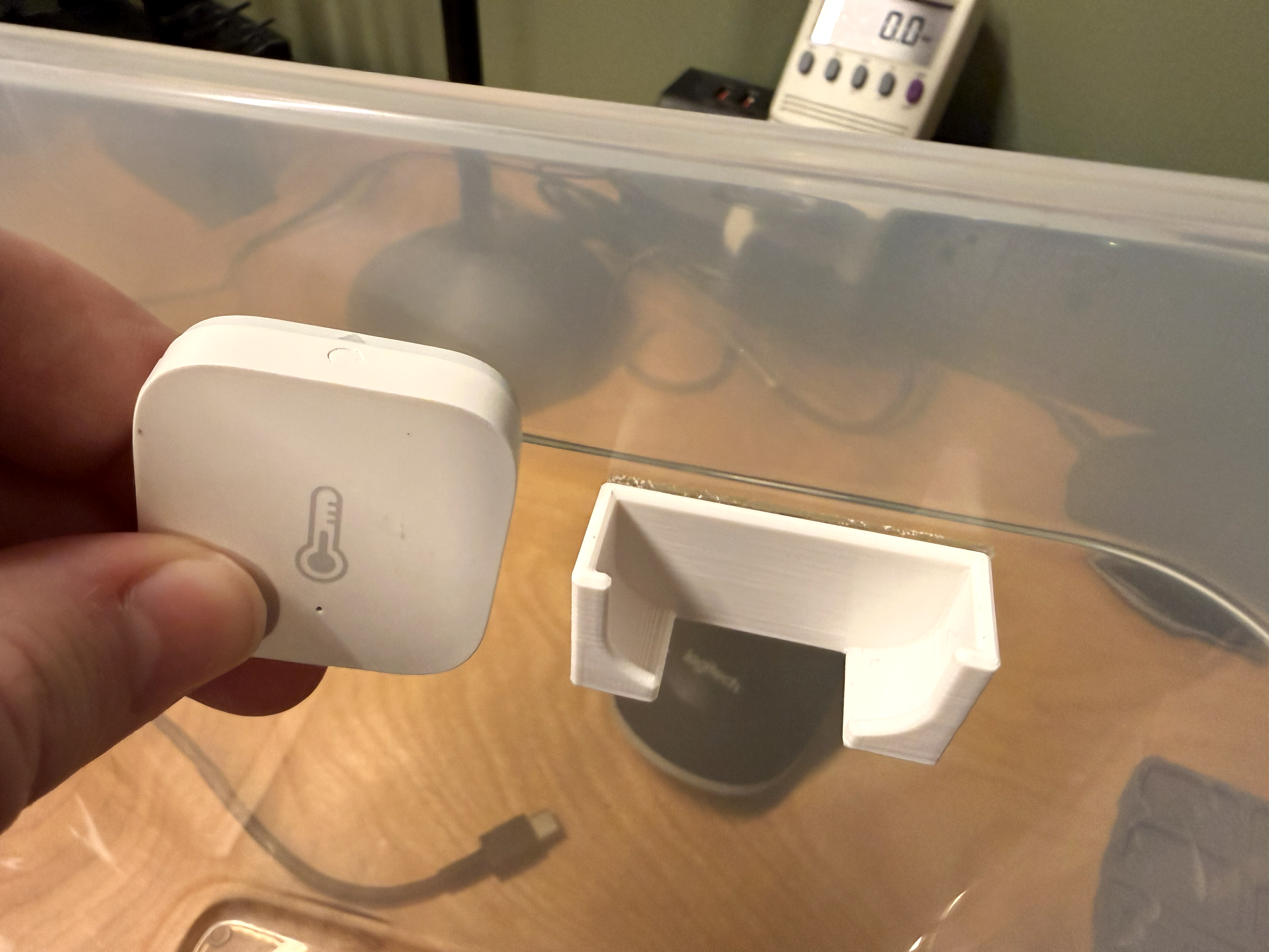 Aqara temp sensor wall remix (double sided-tape friendly) — thumbnail 2