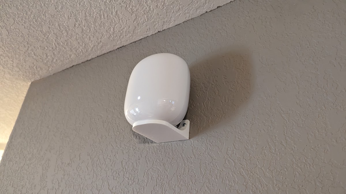 Google Nest WiFi Pro Shelf