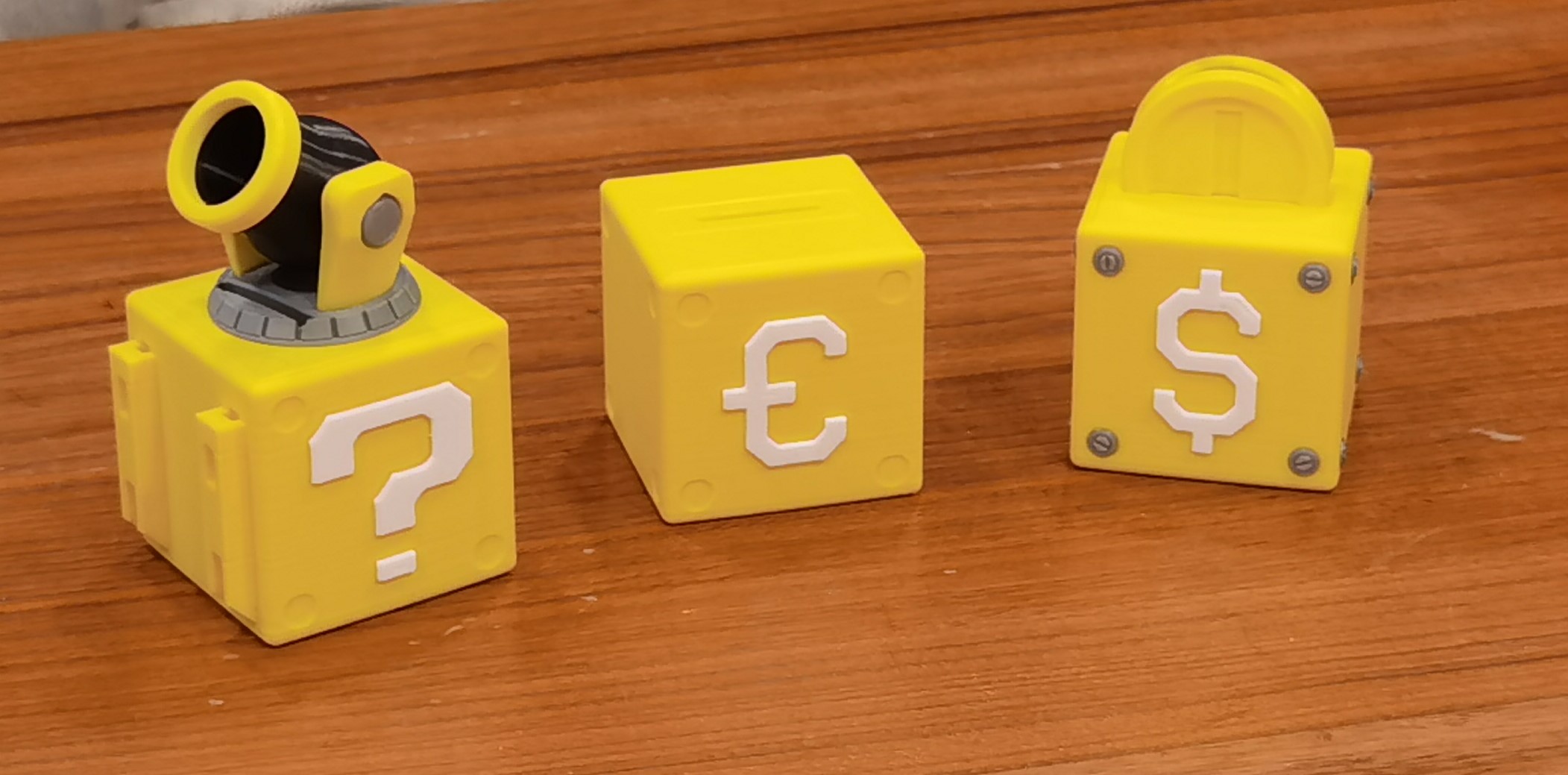 Mario Style SKADIS piggy bank collection