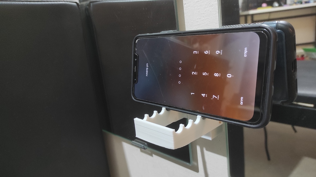 wall mounted foldable phone mount por ofer k Descargar modelo STL