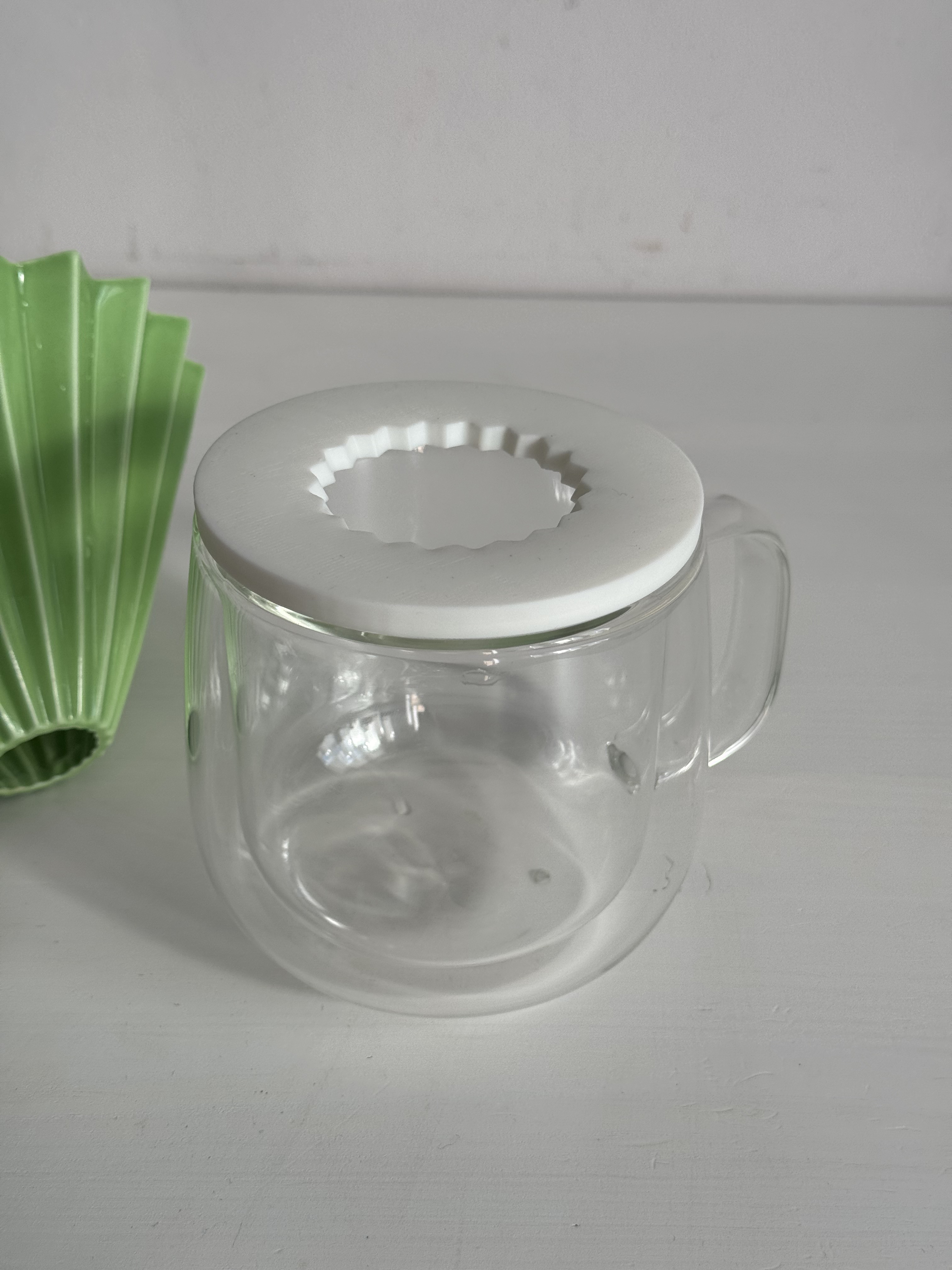 Origami Funnel Cup Stand