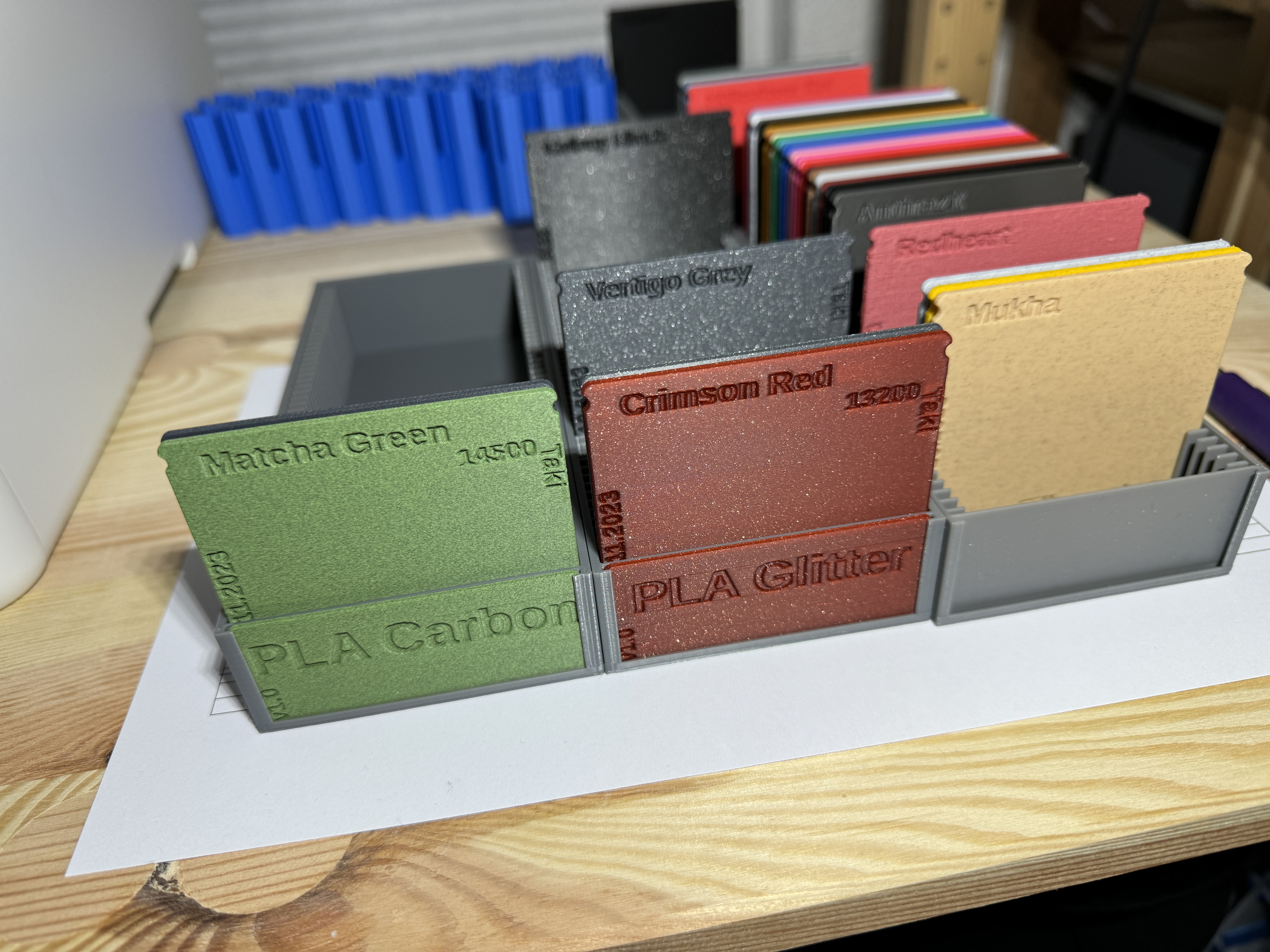 Swatchbox with insert