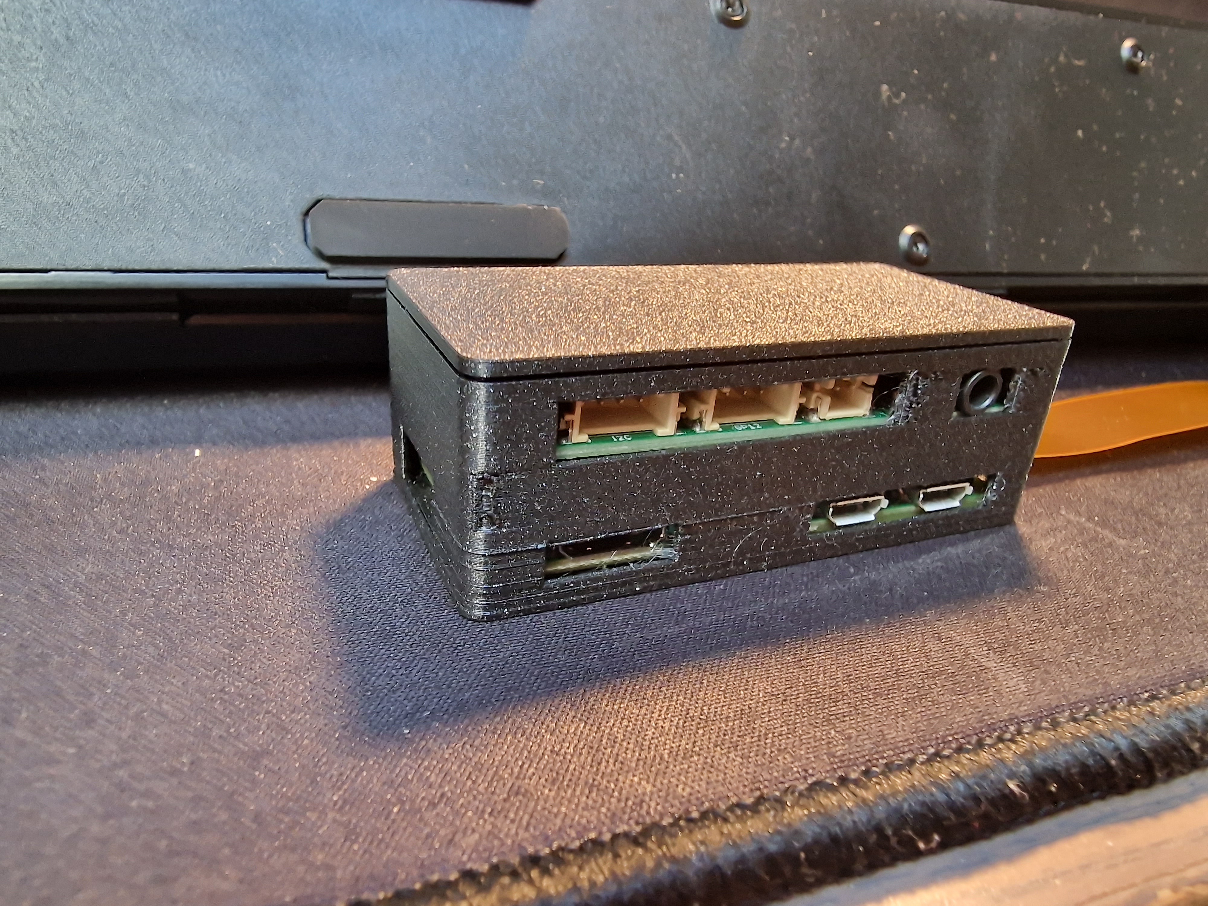 Raspberry Pi Zero + Respeaker 2 case