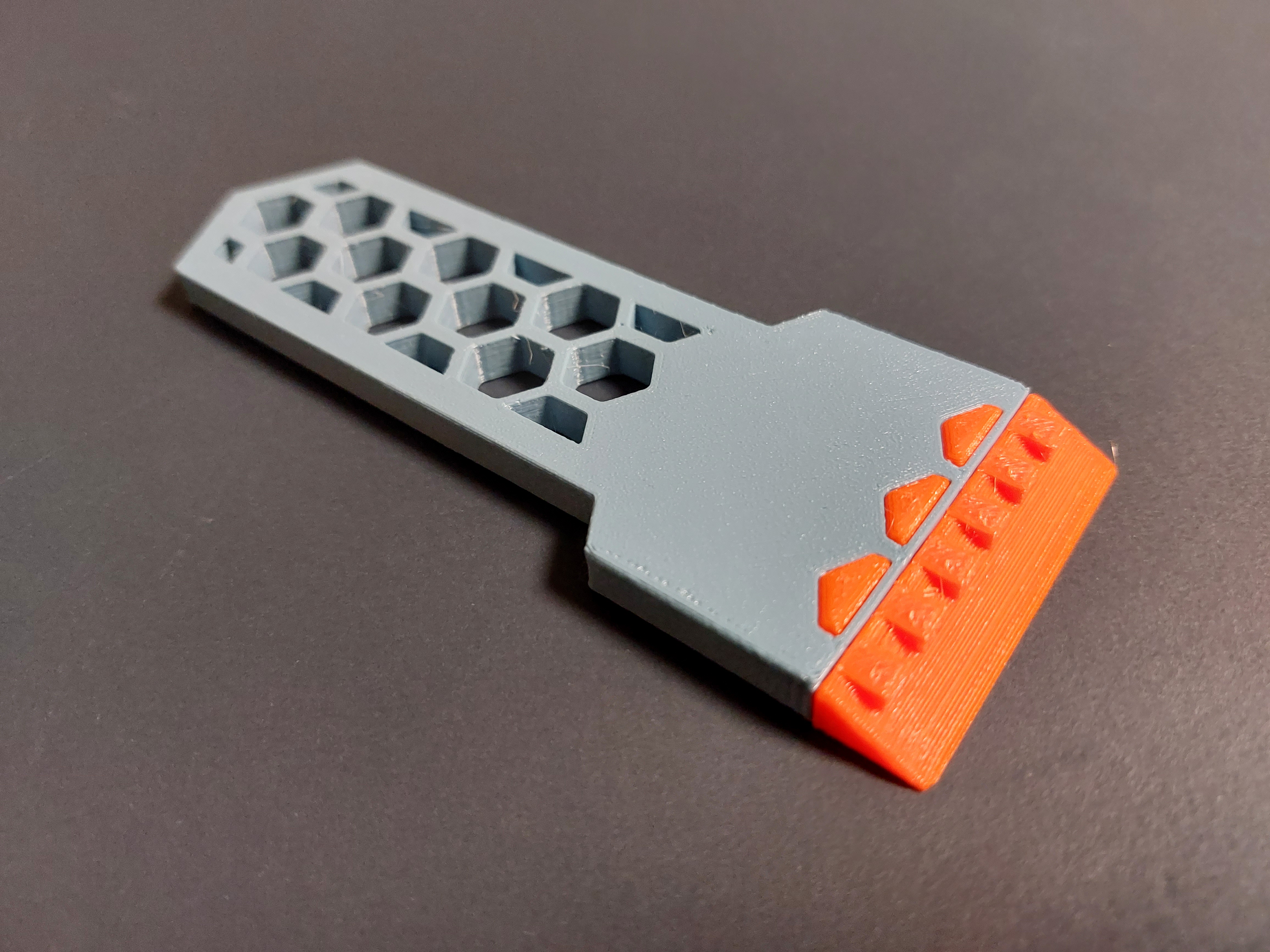 Miniatura 3 do modelo 3D Reusable Defrosting Hex Scraper