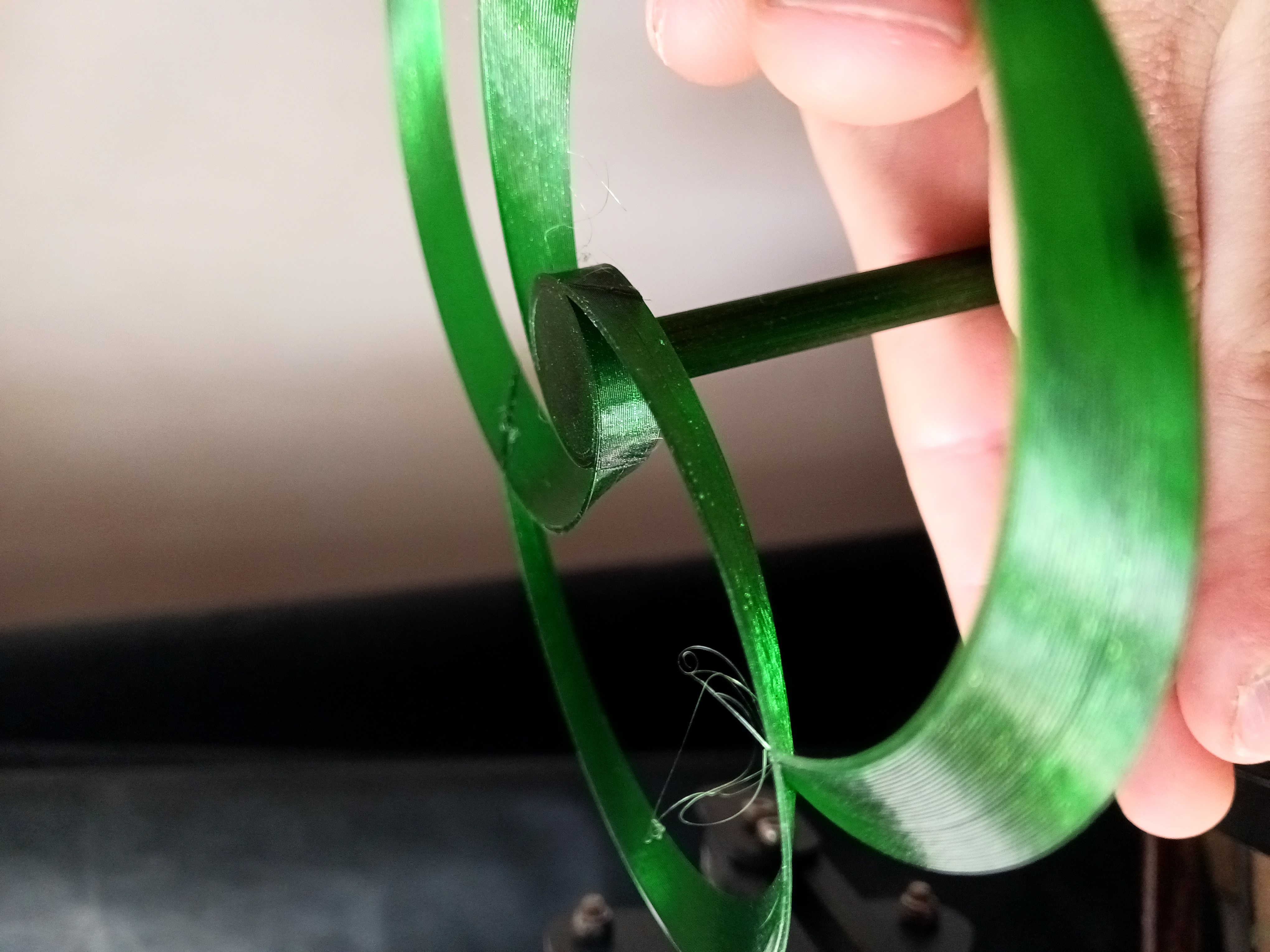 Miniatura 3 do modelo 3D Toroidal Propeller Toy