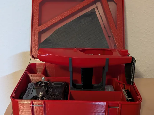 Transport box for MiniMax RC Sailing Yacht