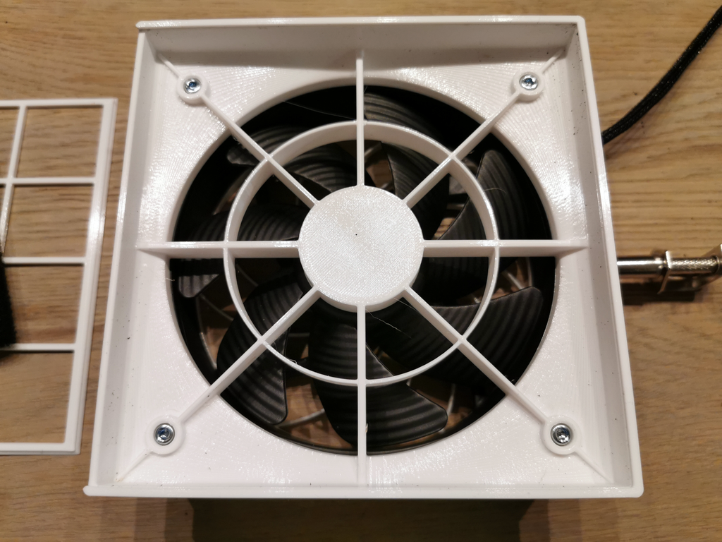 Solder fume (fumes) extractor for IKEA Tertial lamp (LötrauchAbsaugung