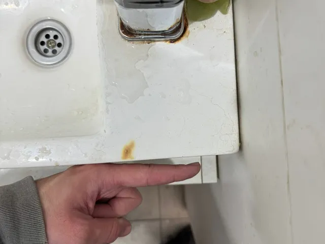 Square soap tray