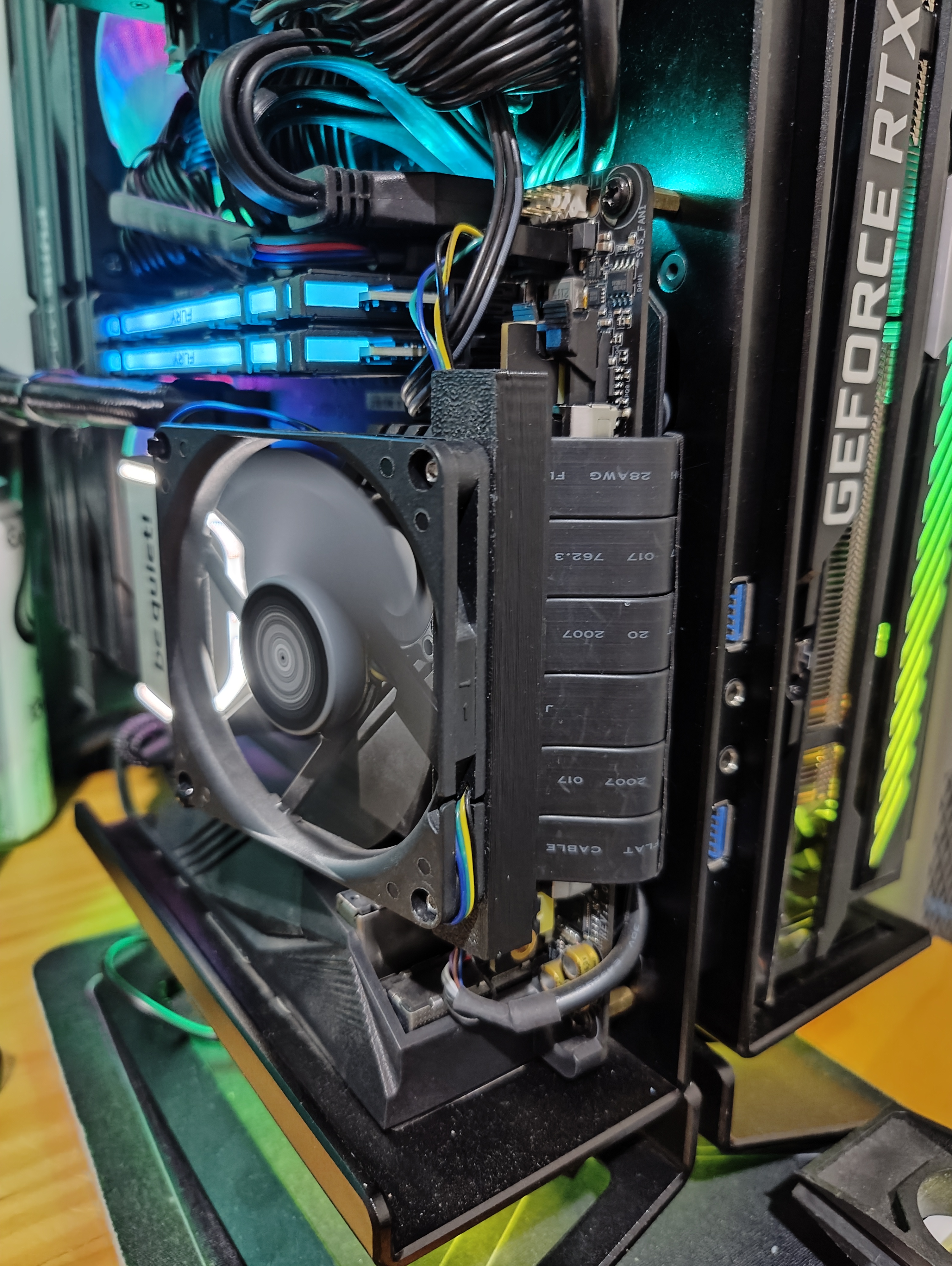 Xproto Riser Cable to 80mm fan mount