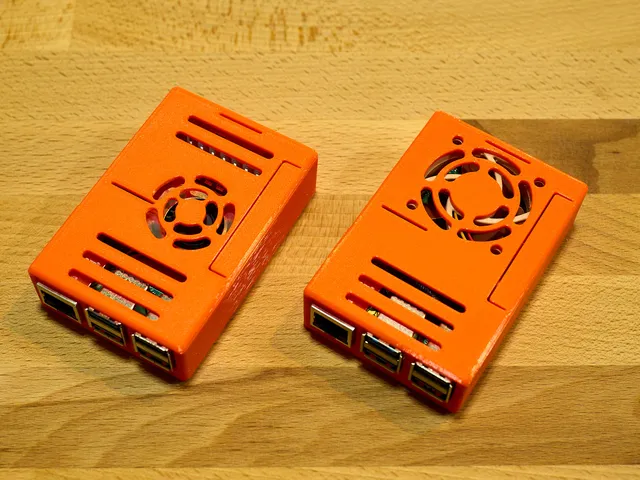 Pi5 Case (+Official/Unofficial Fan)
