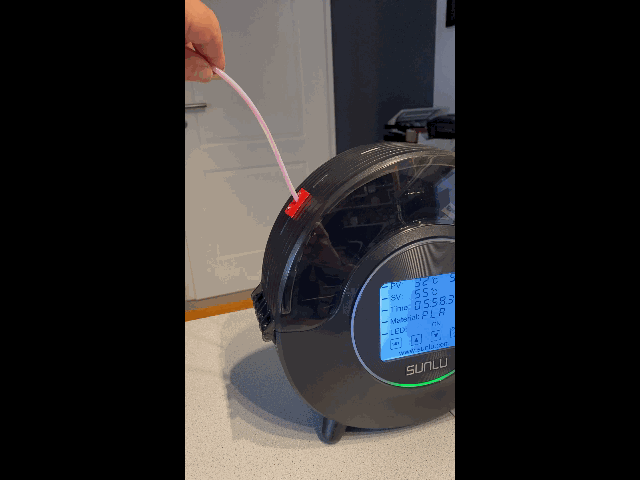Gimbal-Mounted Bowden Outlet for Filament Dryer (e.g. SUNLU)