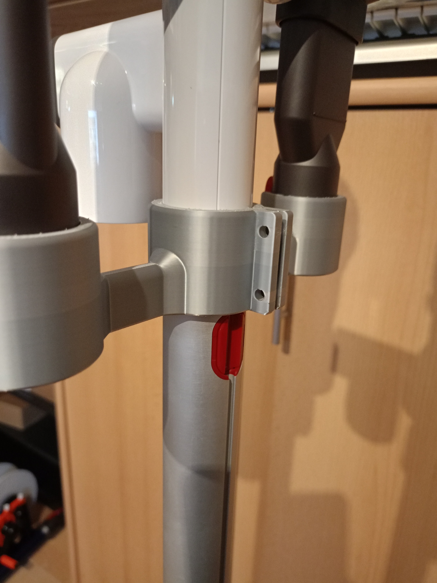 Dyson tool holder “Grab and Go Dok” (V11, V15) by Andys1957 Download