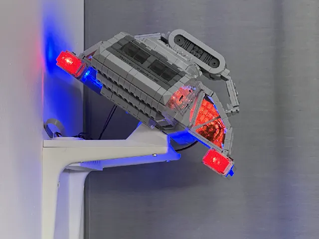 Wall mount adapter for the Bluebrixx Star Trek Runabout set