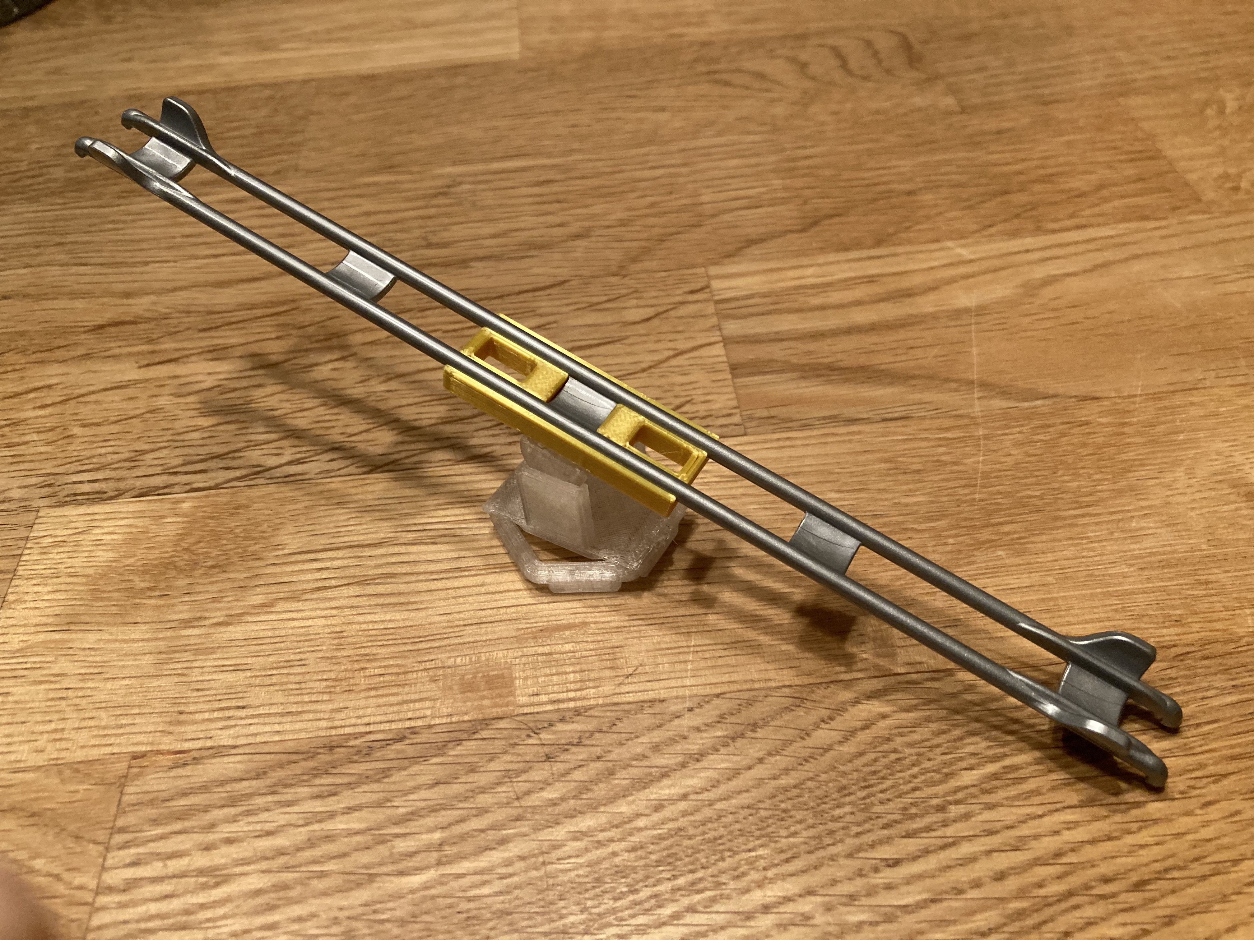 Gravitrax seesaw