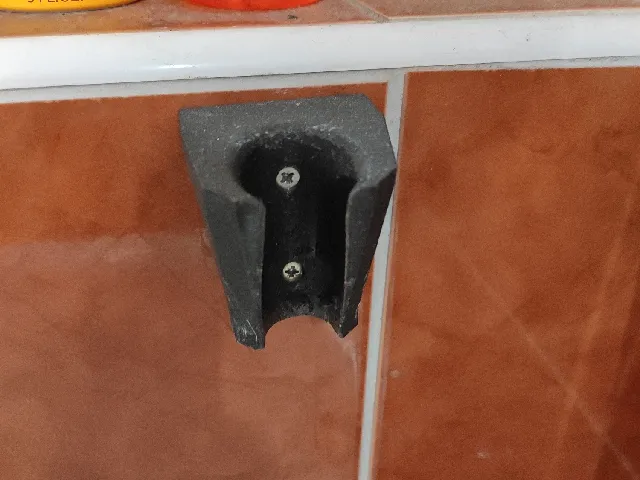 shower holder