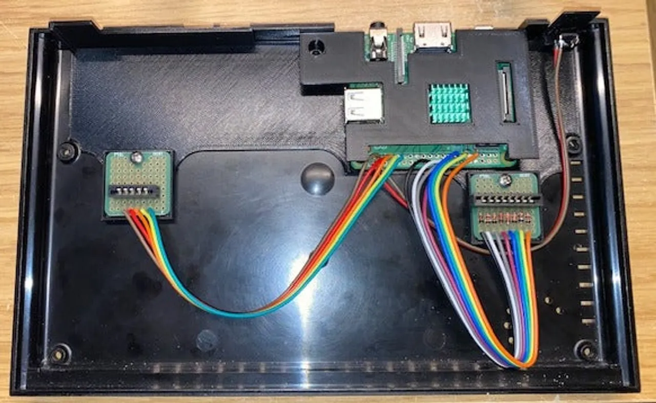 ZXBaremulator ZX Spectrum Case Raspberry Pi Insert/Caddy by TomDD 