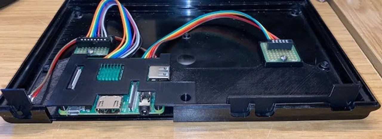 ZXBaremulator ZX Spectrum Case Raspberry Pi Insert/Caddy by TomDD |  Download free STL model | Printables.com
