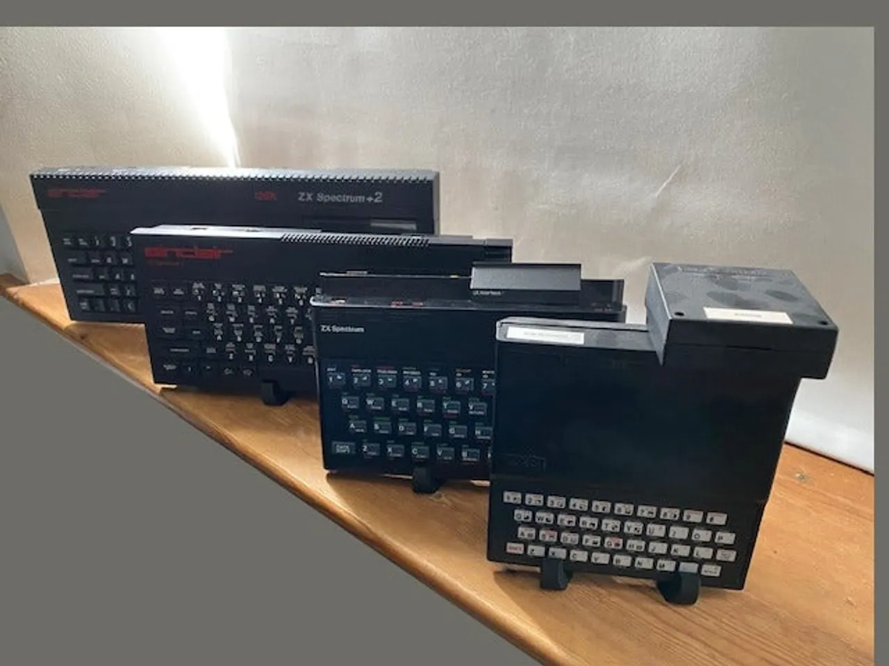 Sinclair ZX81, ZX Spectrum & QL Display Stands by TomDD | Download 