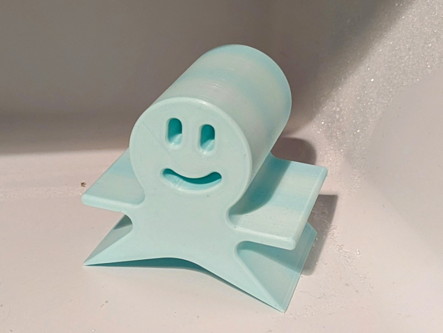 The Smile Scraper - for double-speed ice scraping