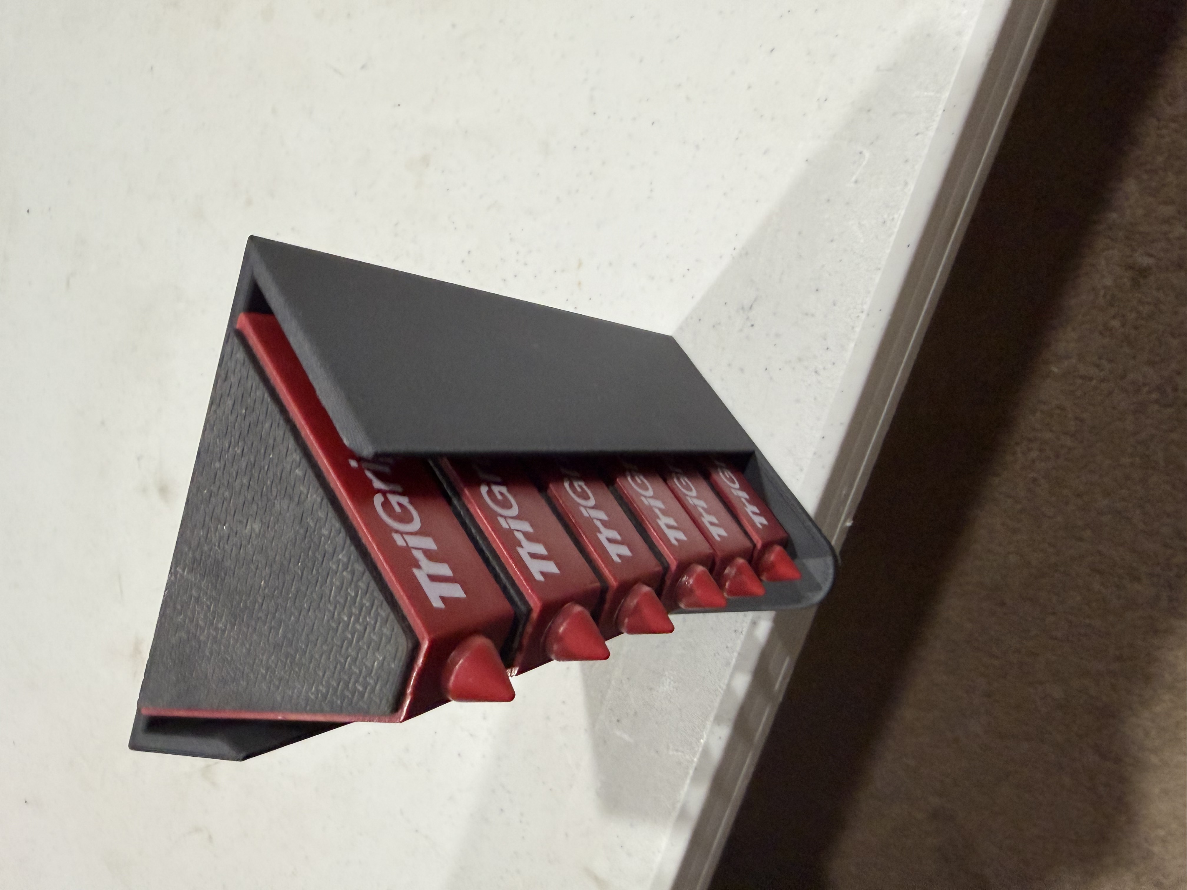 Milescraft TriGrips Holder