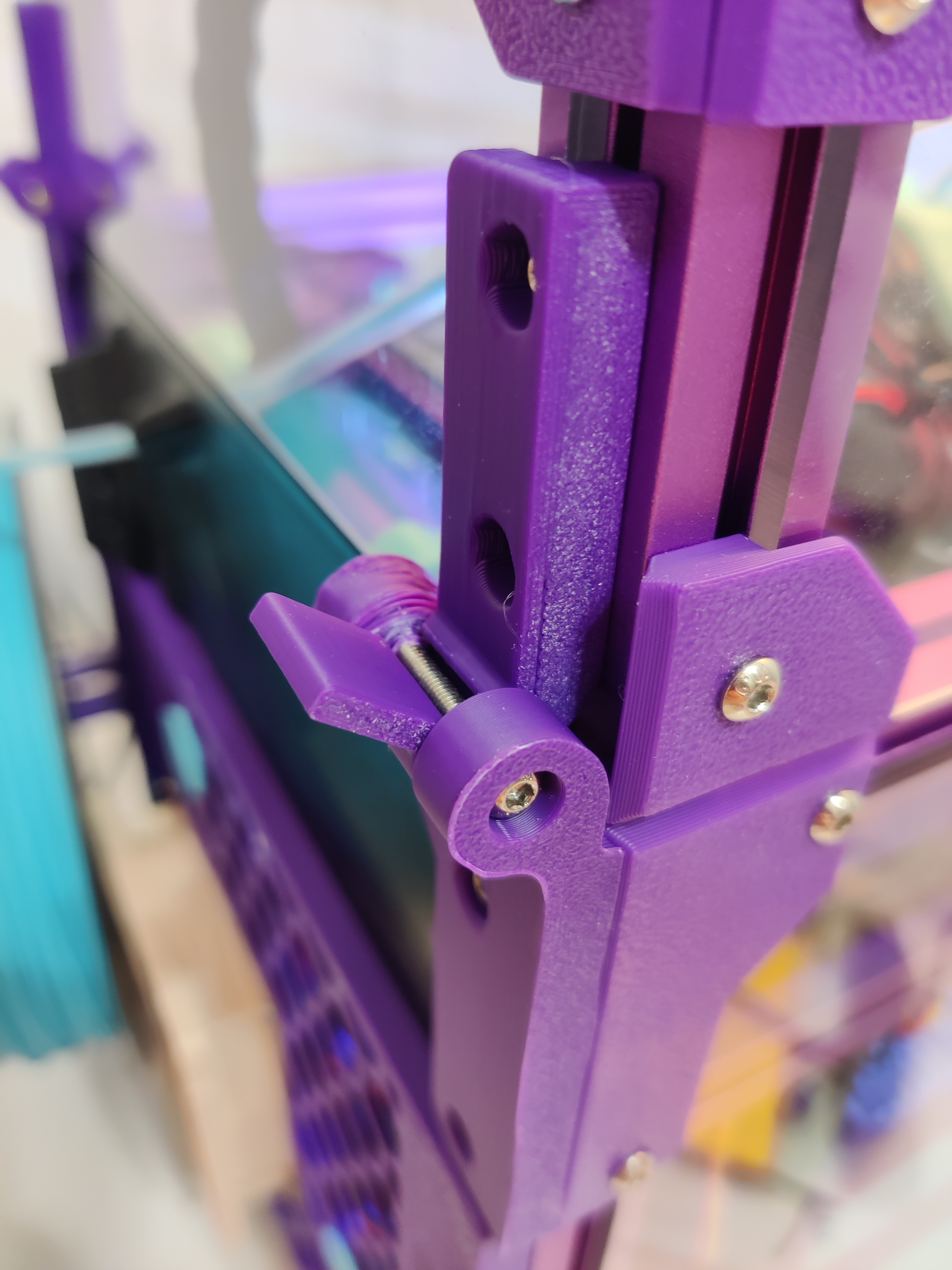 Chirpy's V0.2 Lift-Off Tophat Hinges with Backstop