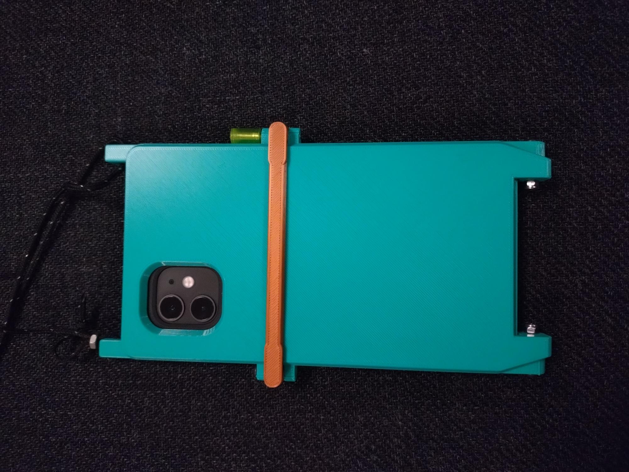 iphone-11-holder-carry-case-by-mads-t-download-free-stl-model