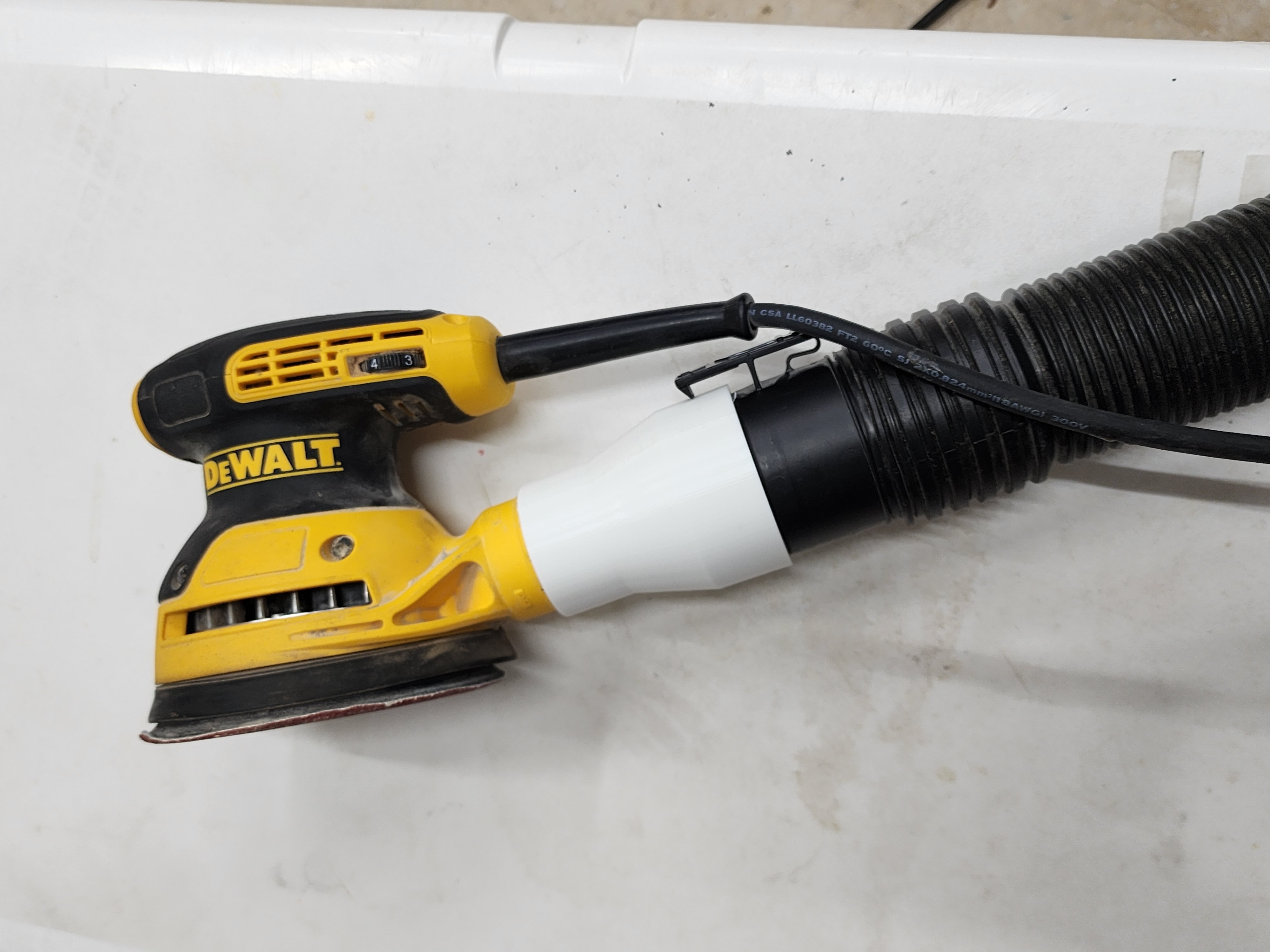 Dewalt Sander adapter to Rigid shopvac by WEnis Download free STL